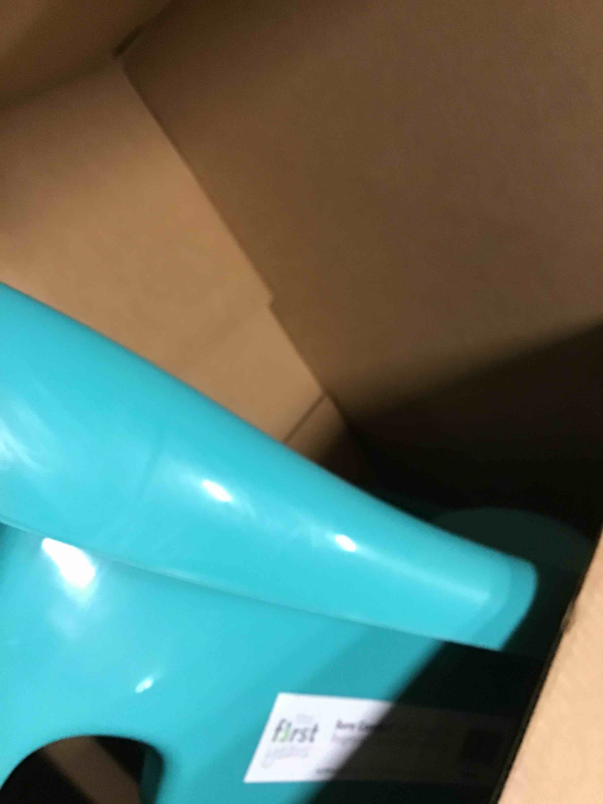 https://s3.amazonaws.com/lotting-images-prod/bidfta/RED5313085_1703680150831.jpeg
