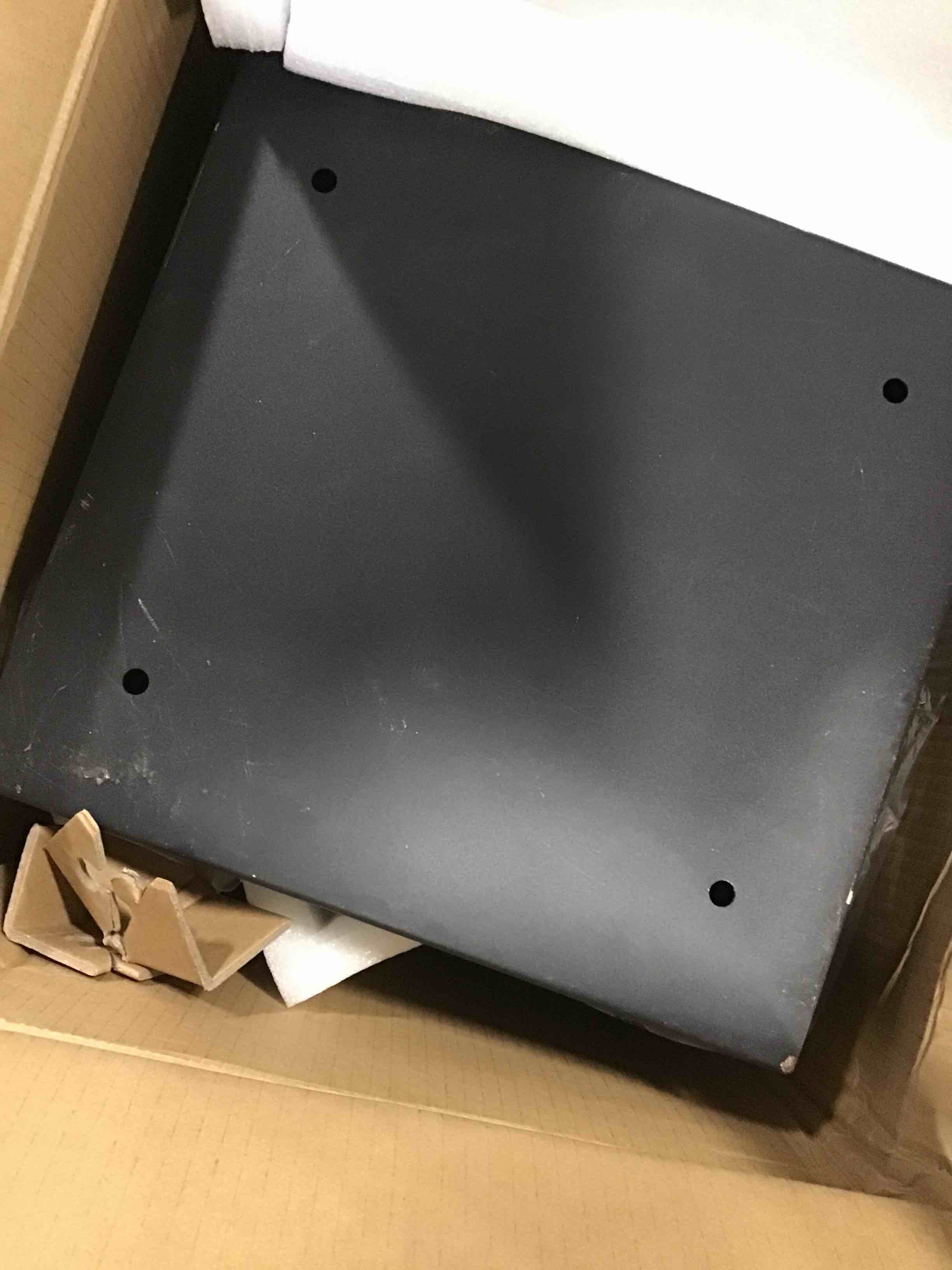 https://s3.amazonaws.com/lotting-images-prod/bidfta/RED5313334_1703701285322.jpeg