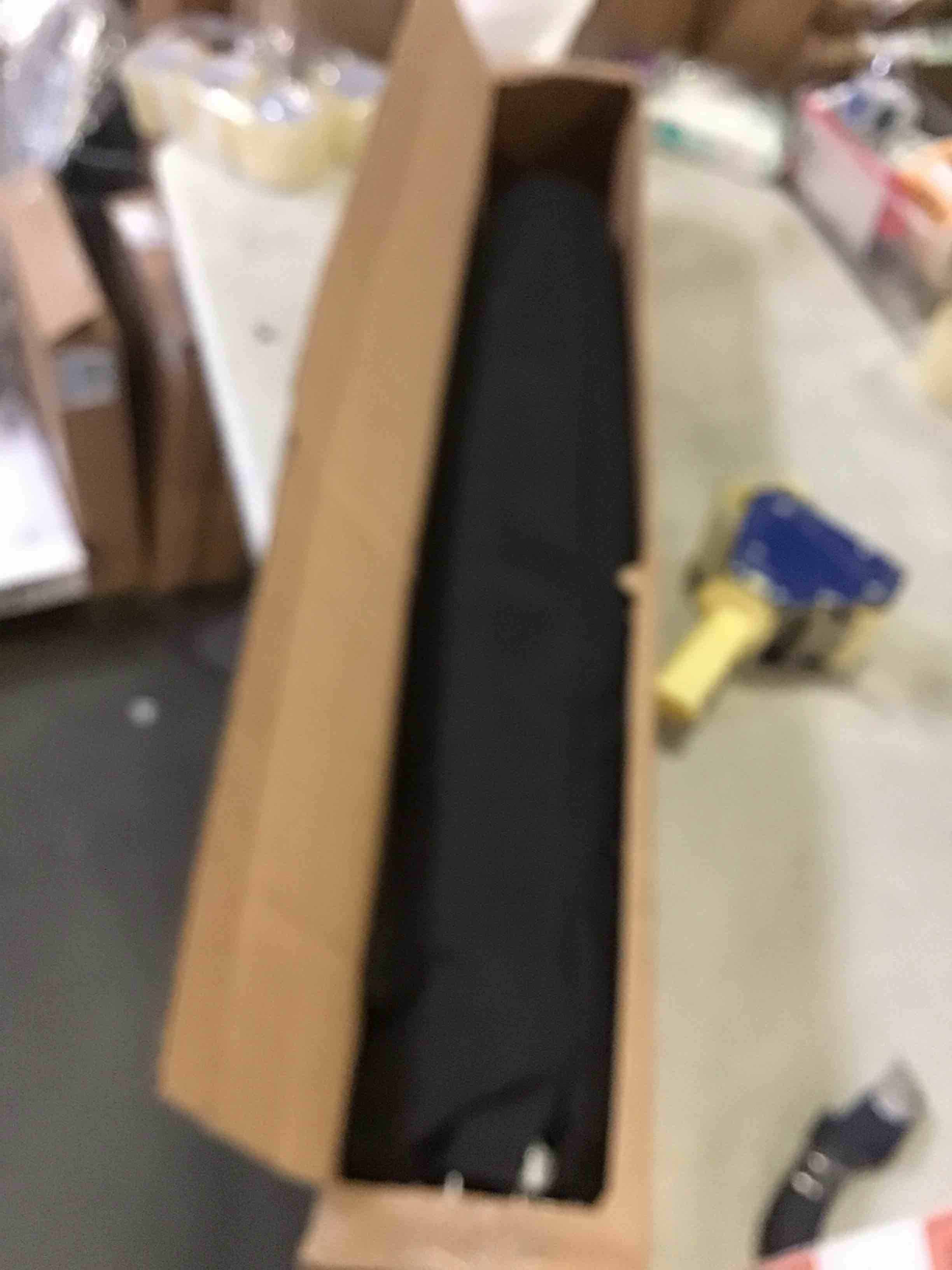 https://s3.amazonaws.com/lotting-images-prod/bidfta/RED5313597_1703186691954.jpeg