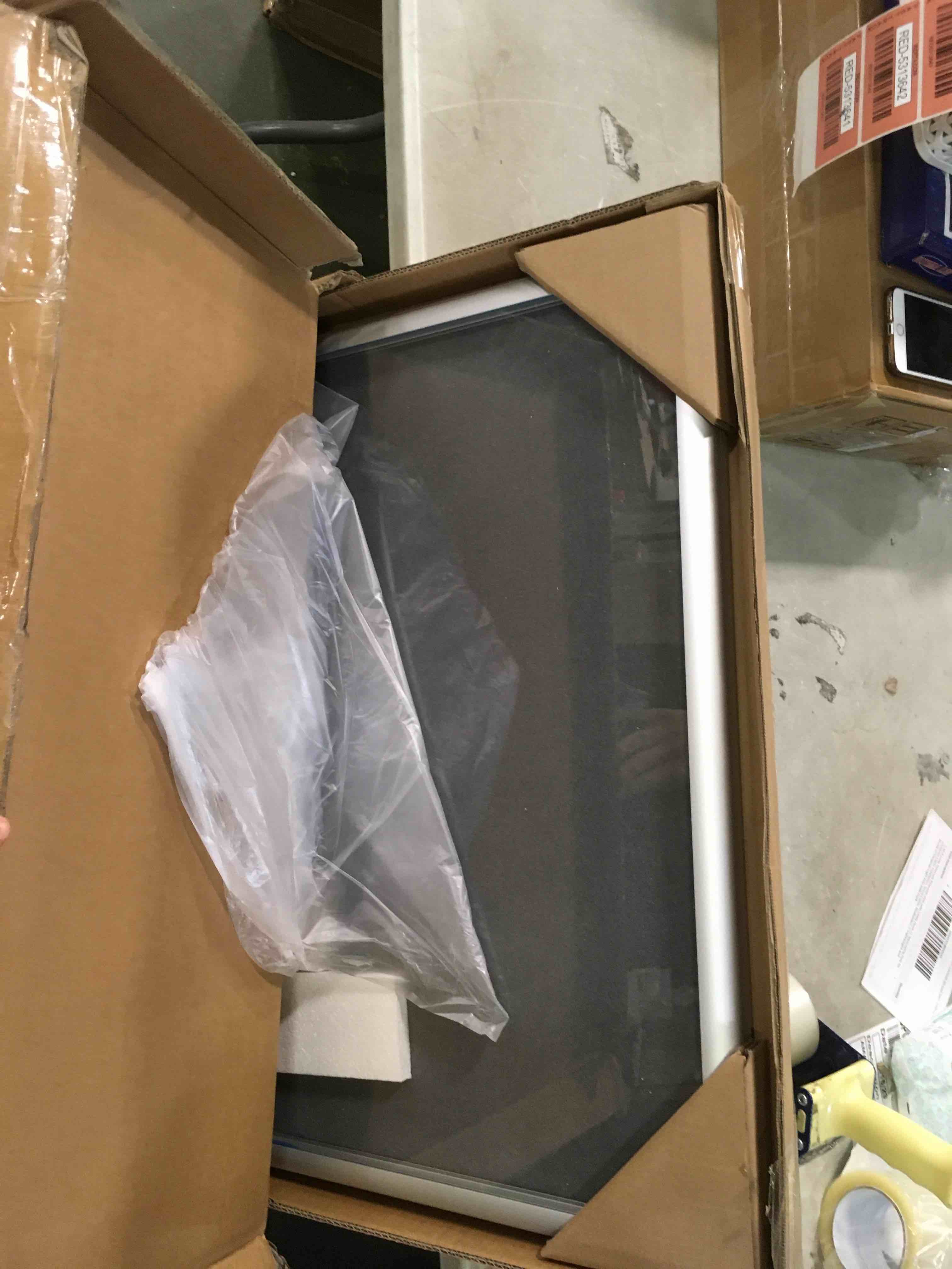 https://s3.amazonaws.com/lotting-images-prod/bidfta/RED5313641_1703247332581.jpeg