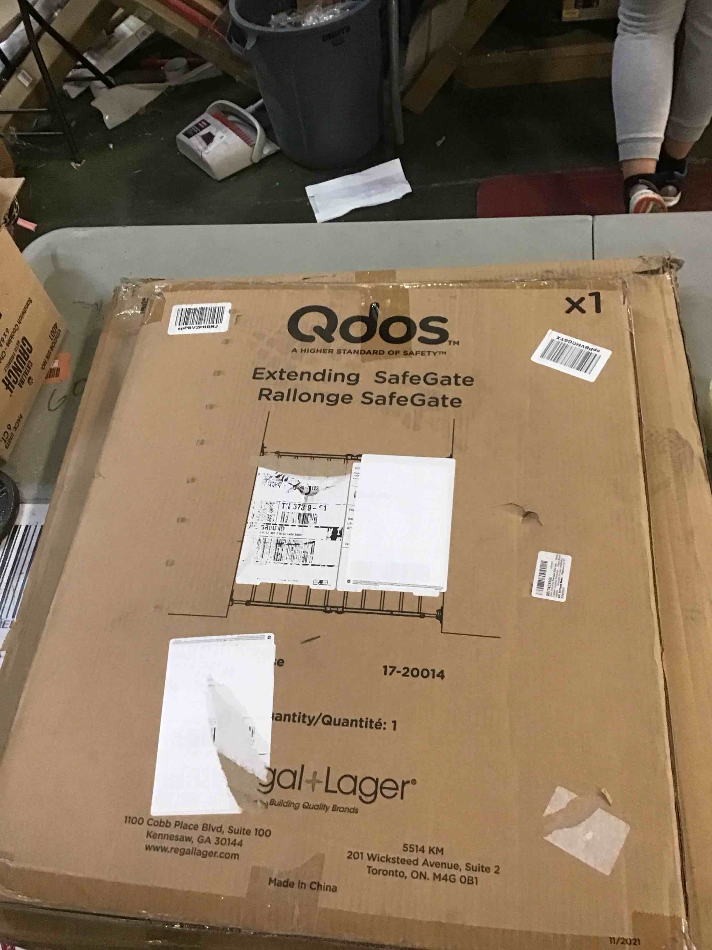 https://s3.amazonaws.com/lotting-images-prod/bidfta/RED5314027_1703607407455.jpeg