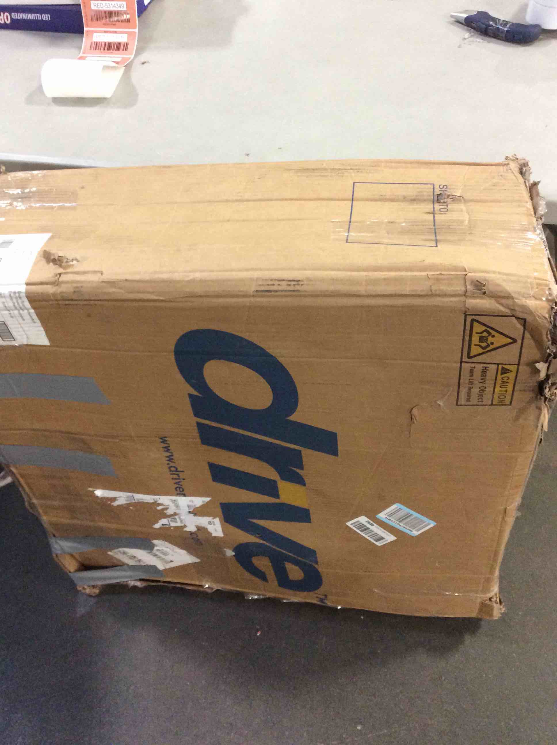 https://s3.amazonaws.com/lotting-images-prod/bidfta/RED5314347_1703772671691.jpeg