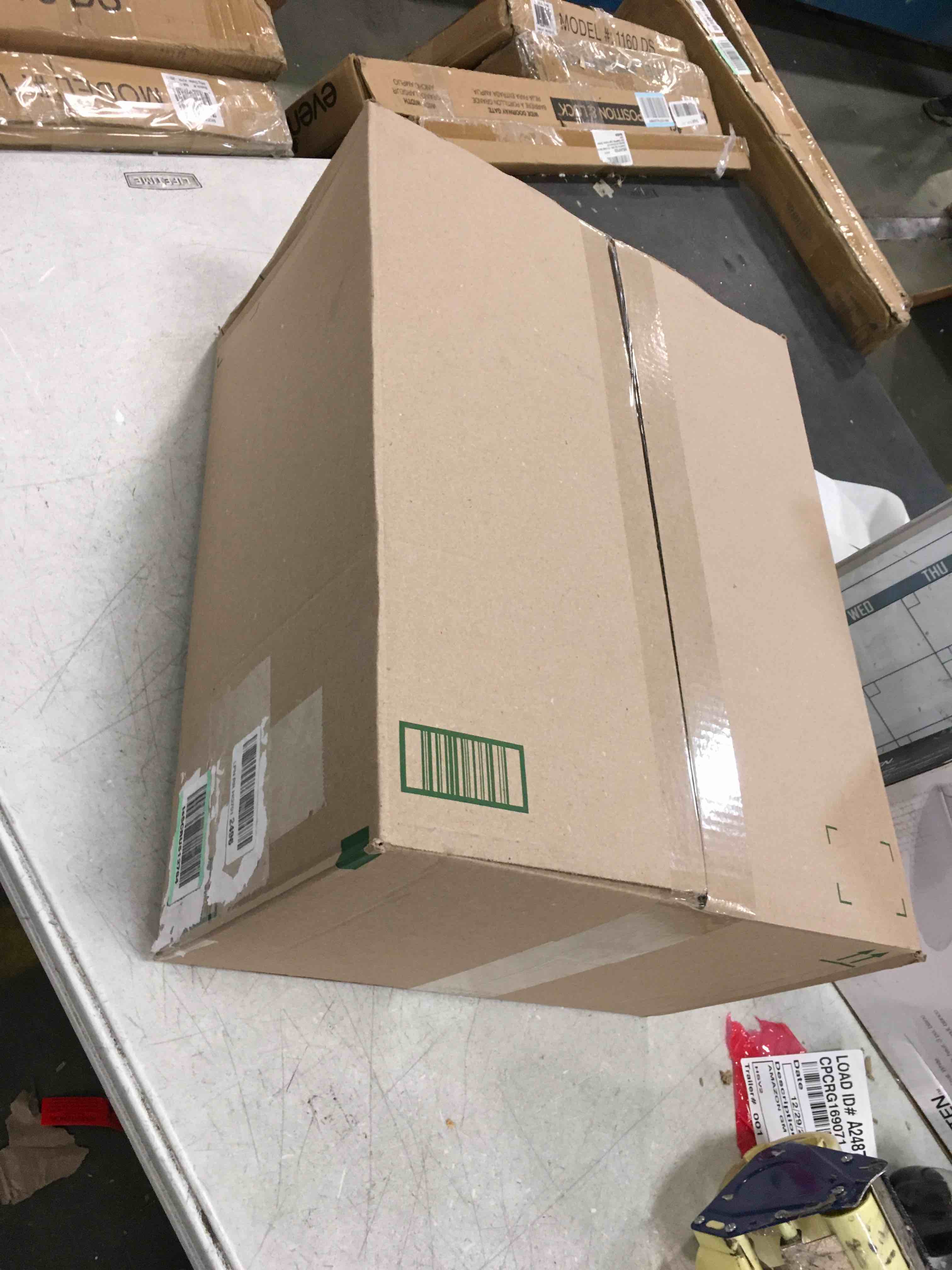 https://s3.amazonaws.com/lotting-images-prod/bidfta/RED5314652_1703879239309.jpeg