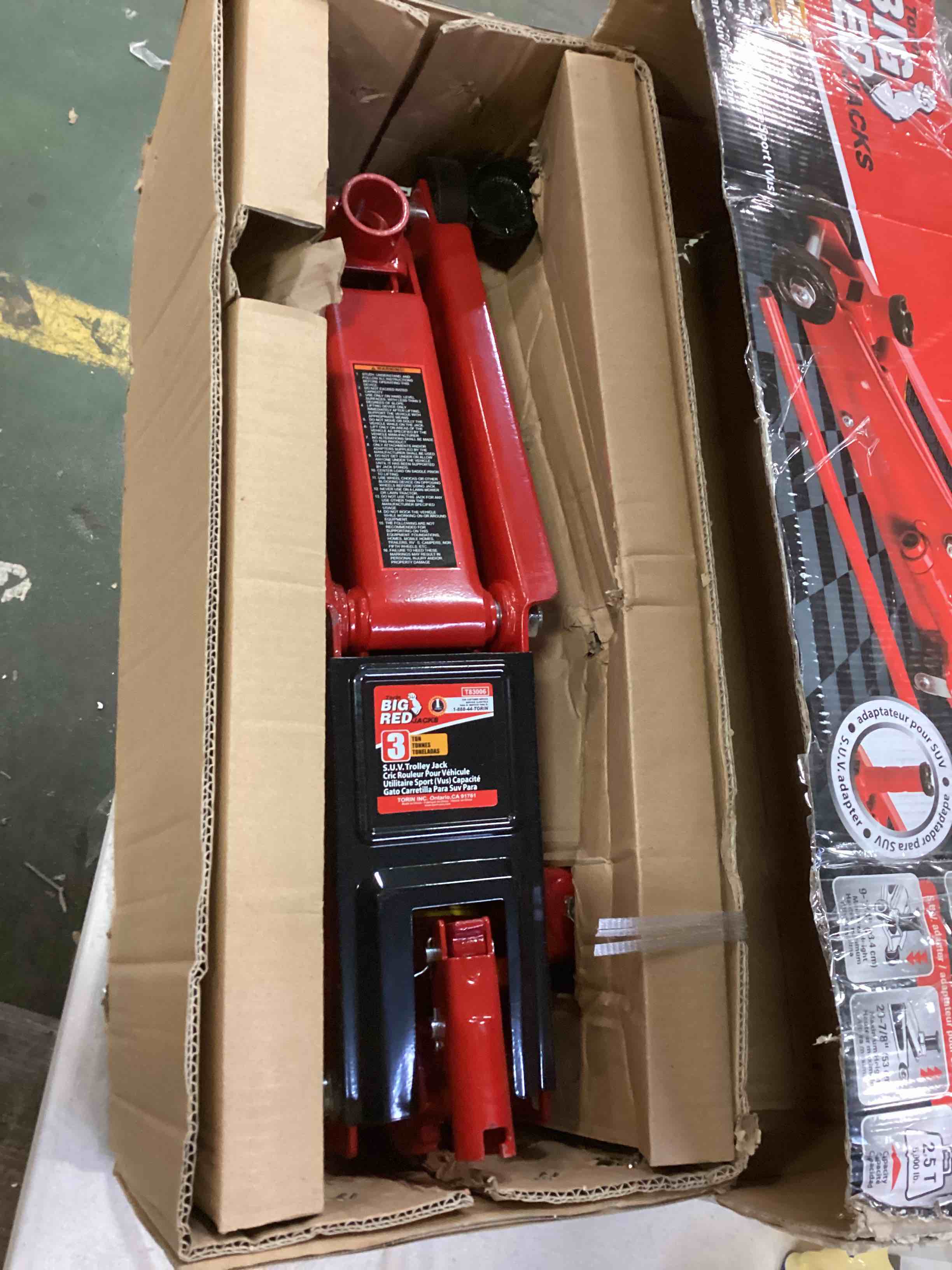 https://s3.amazonaws.com/lotting-images-prod/bidfta/RED5315290_1703615636672.jpeg
