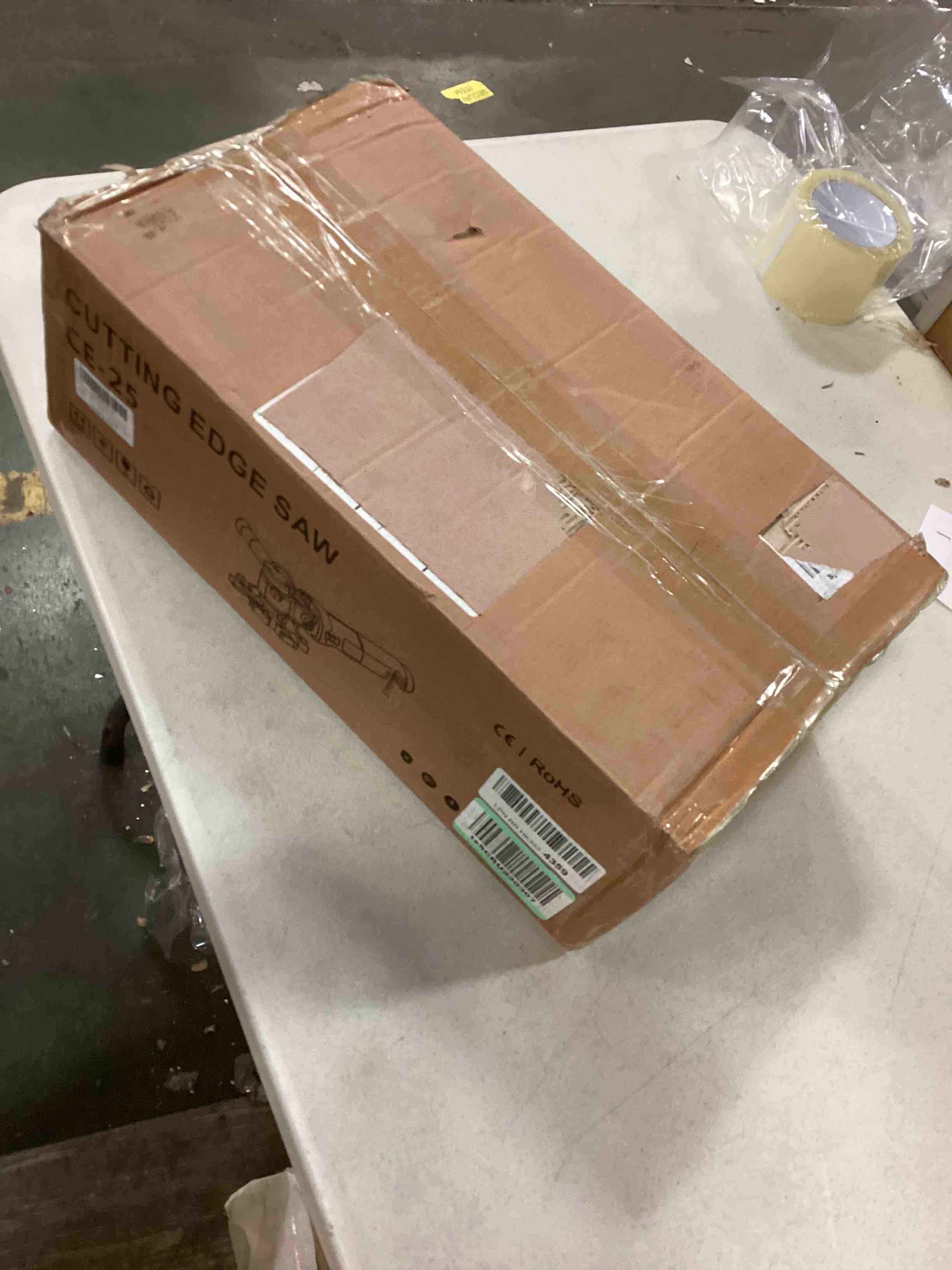 https://s3.amazonaws.com/lotting-images-prod/bidfta/RED5315321_1703619454570.jpeg