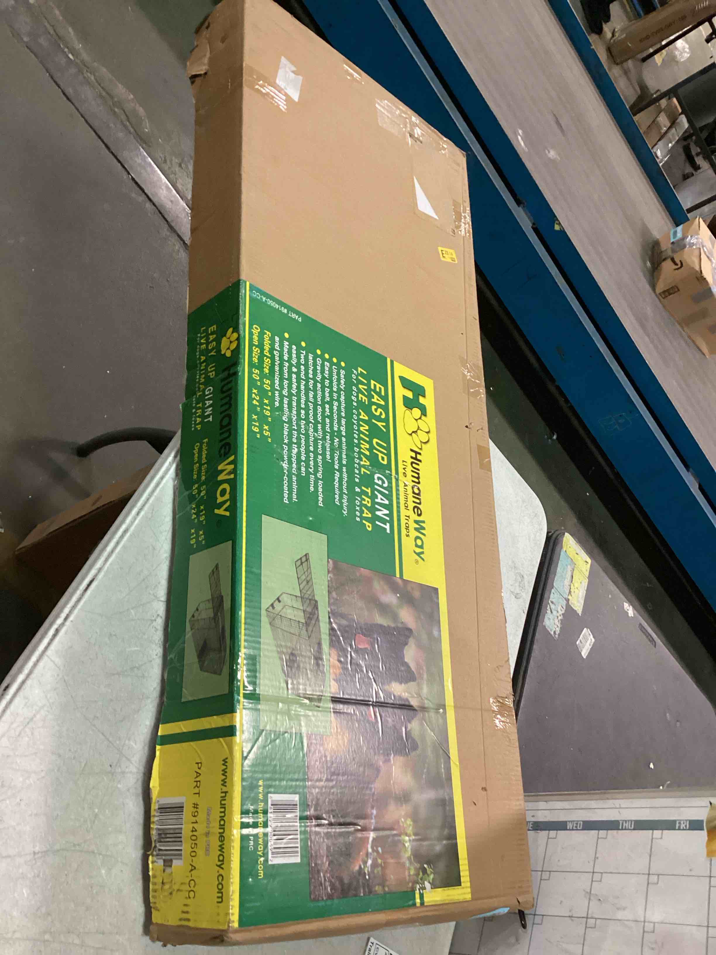 https://s3.amazonaws.com/lotting-images-prod/bidfta/RED5315640_1703765578715.jpeg