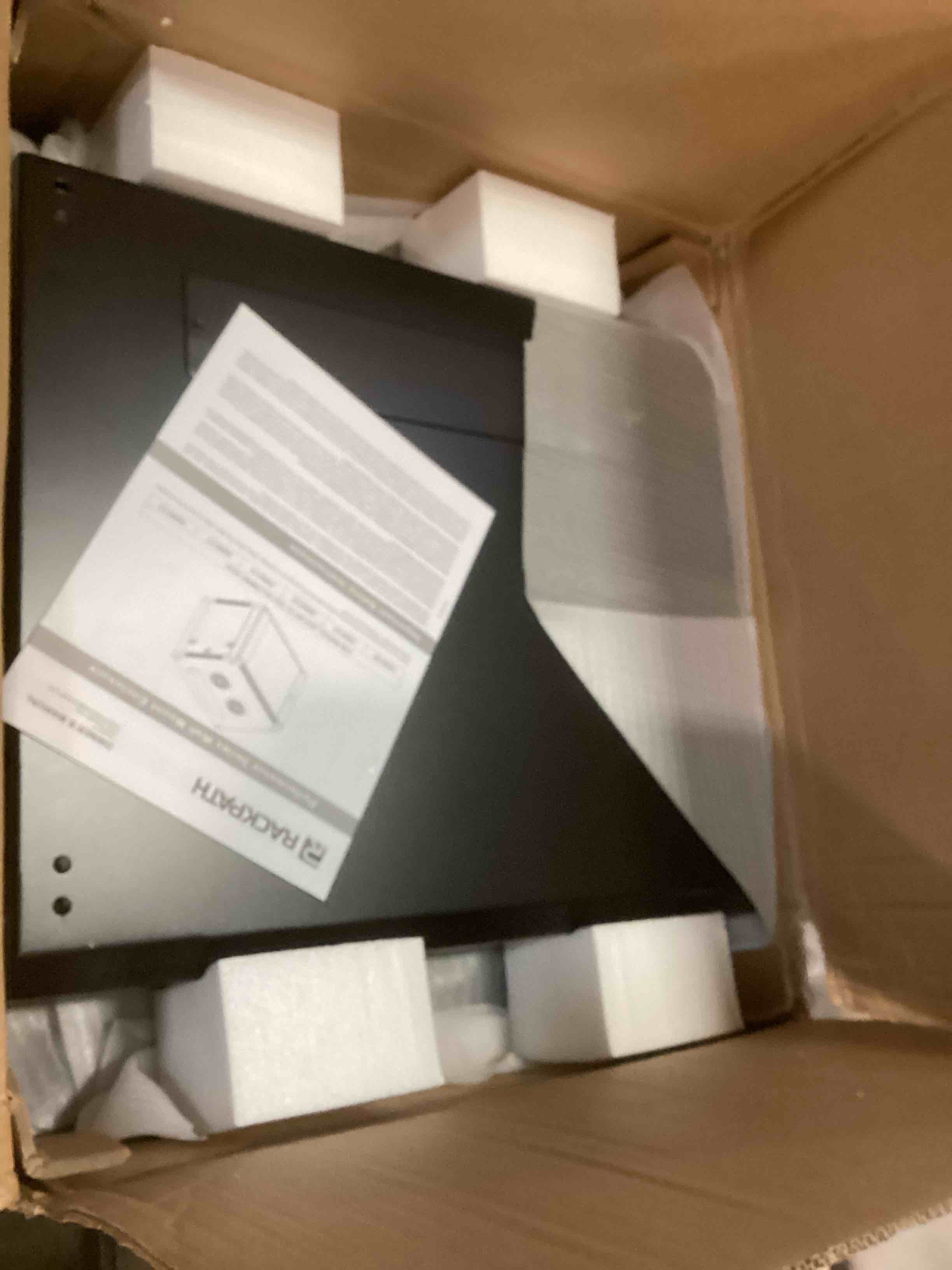 https://s3.amazonaws.com/lotting-images-prod/bidfta/RED5316101_1703865970273.jpeg