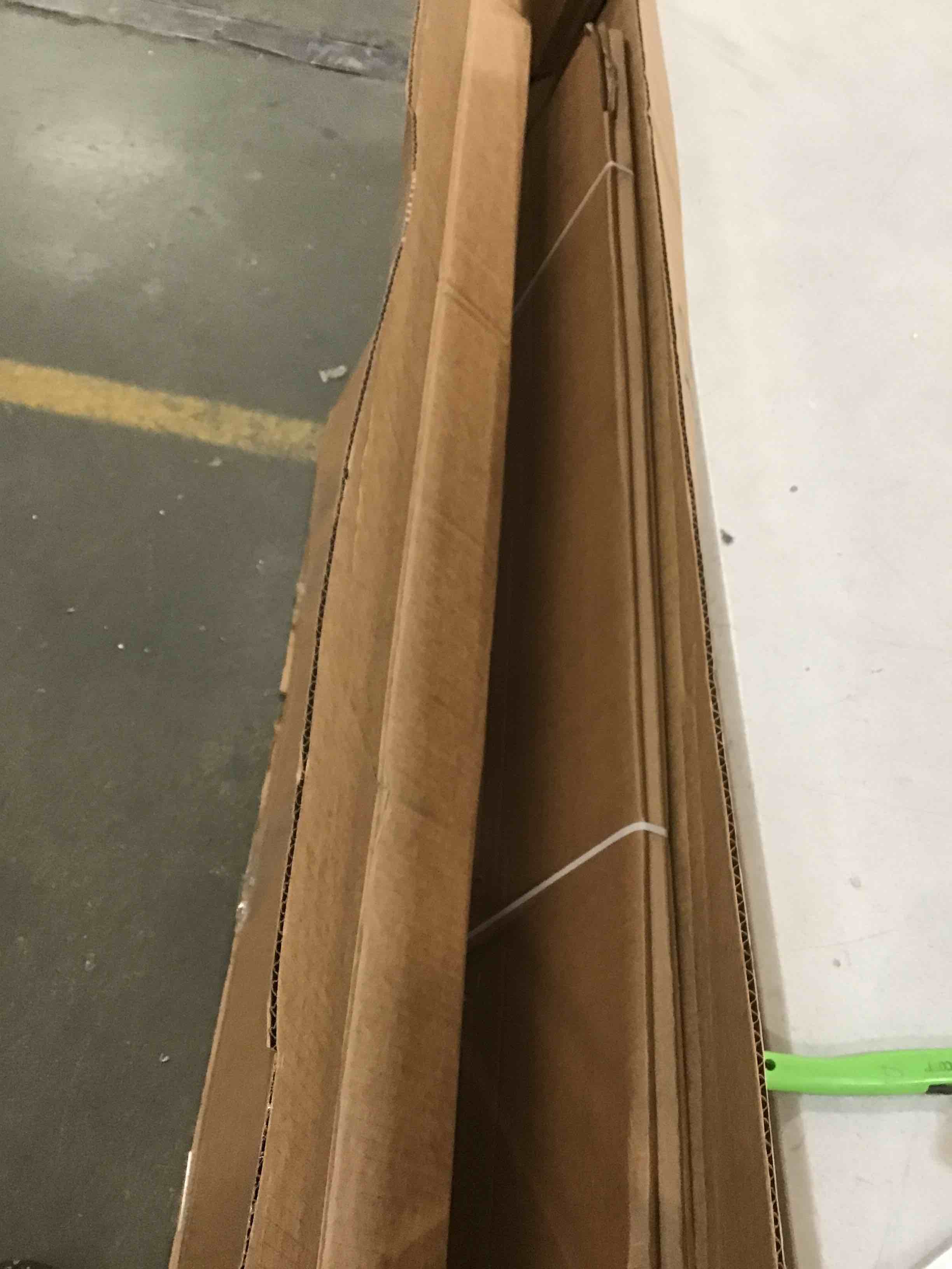 https://s3.amazonaws.com/lotting-images-prod/bidfta/RED5316364_1704208887613.jpeg