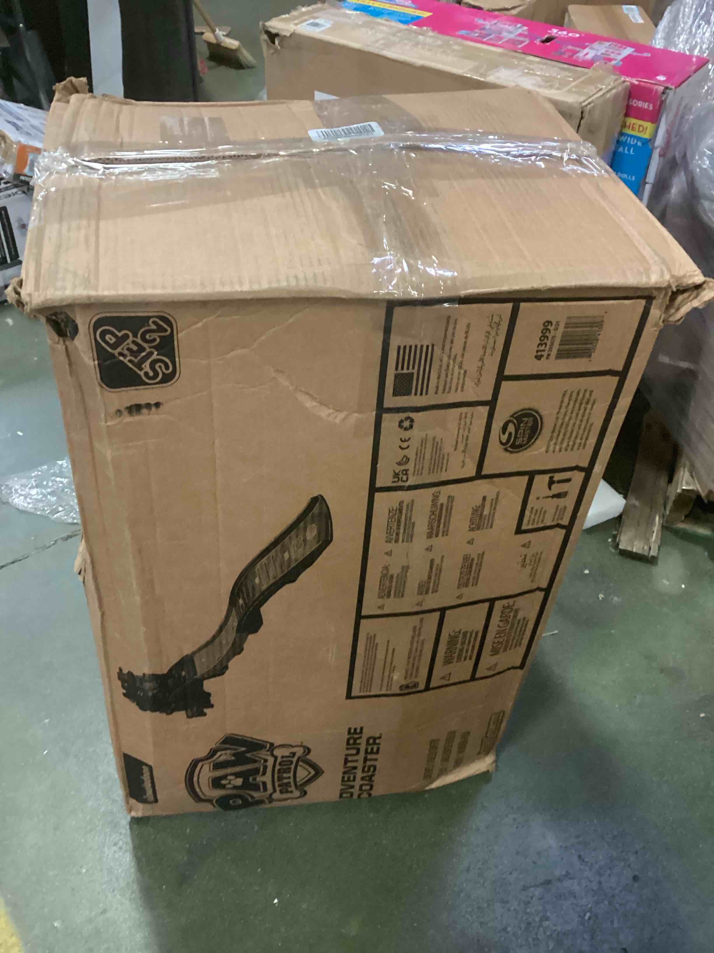 https://s3.amazonaws.com/lotting-images-prod/bidfta/RED5316556_1702910876161.jpeg