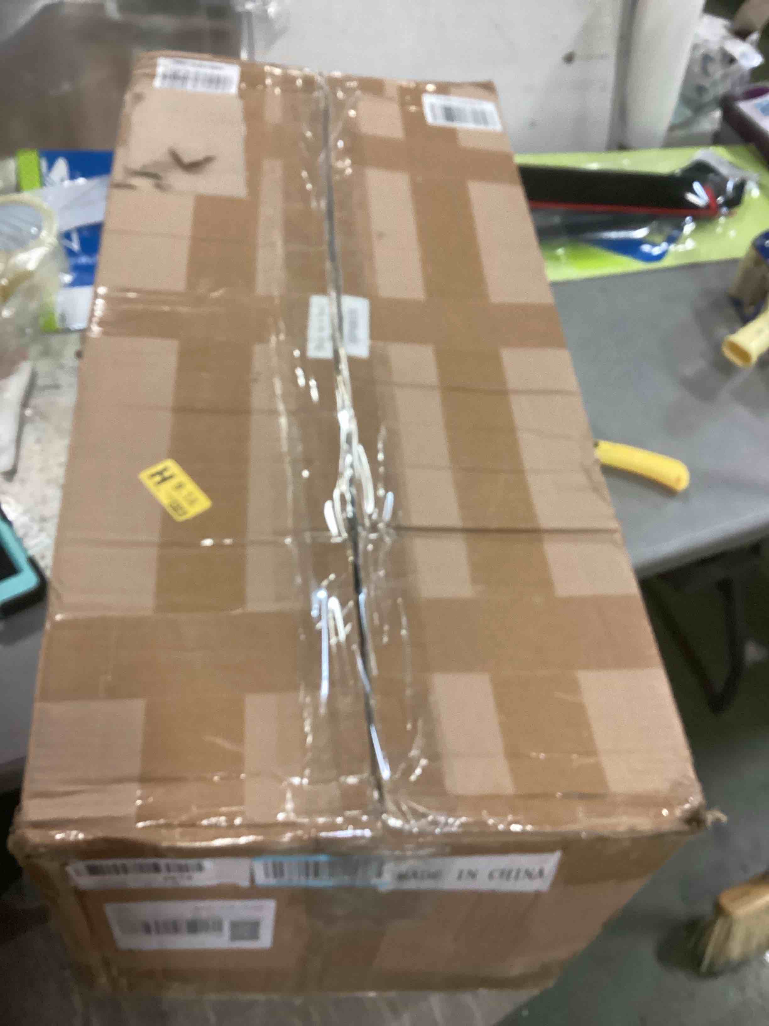 https://s3.amazonaws.com/lotting-images-prod/bidfta/RED5316701_1702934333881.jpeg