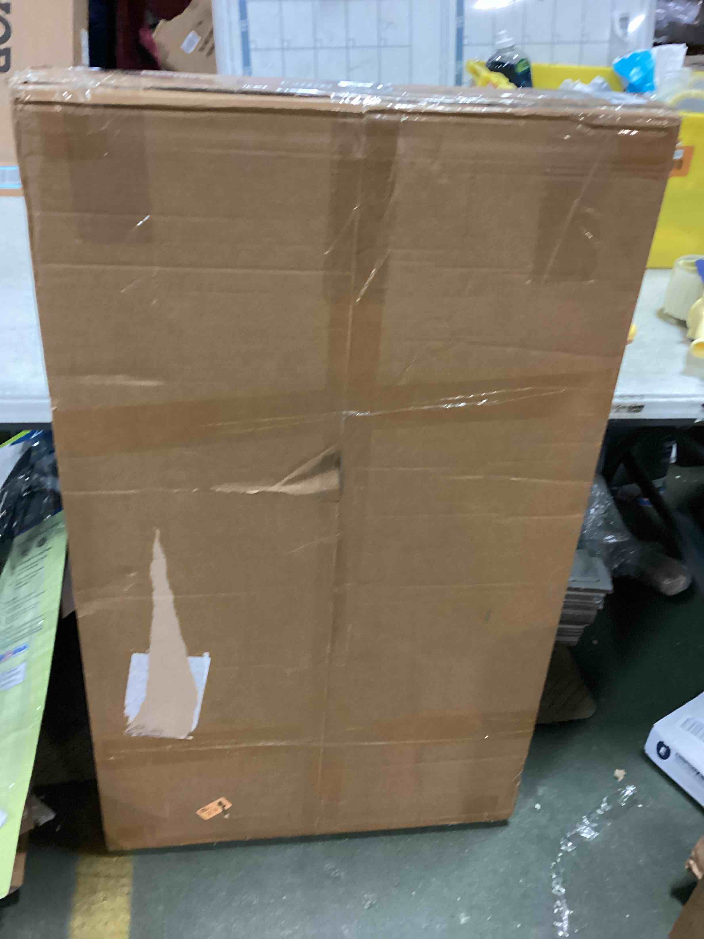 https://s3.amazonaws.com/lotting-images-prod/bidfta/RED5316715_1702988834105.jpeg