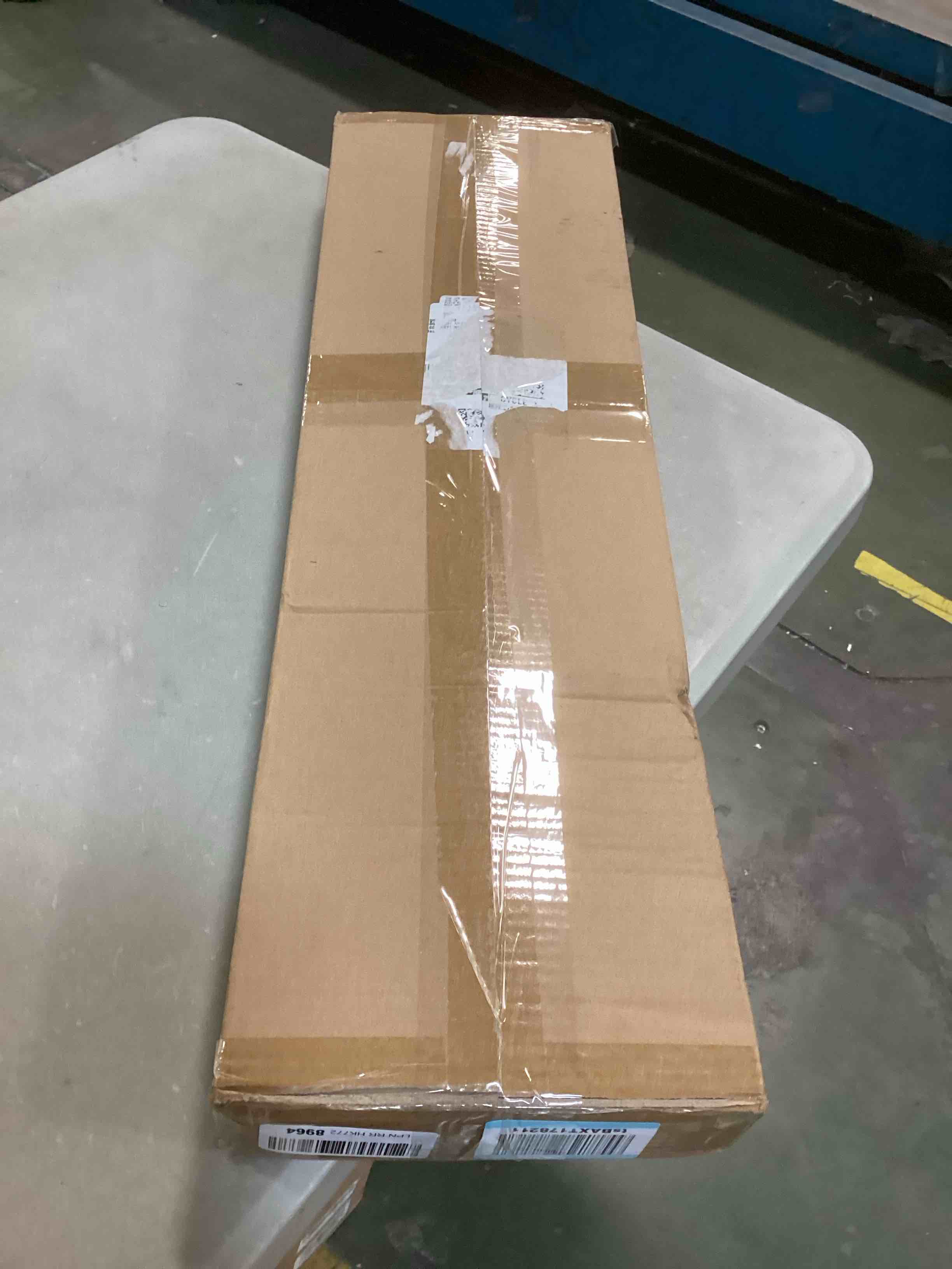 https://s3.amazonaws.com/lotting-images-prod/bidfta/RED5317658_1703337060967.jpeg