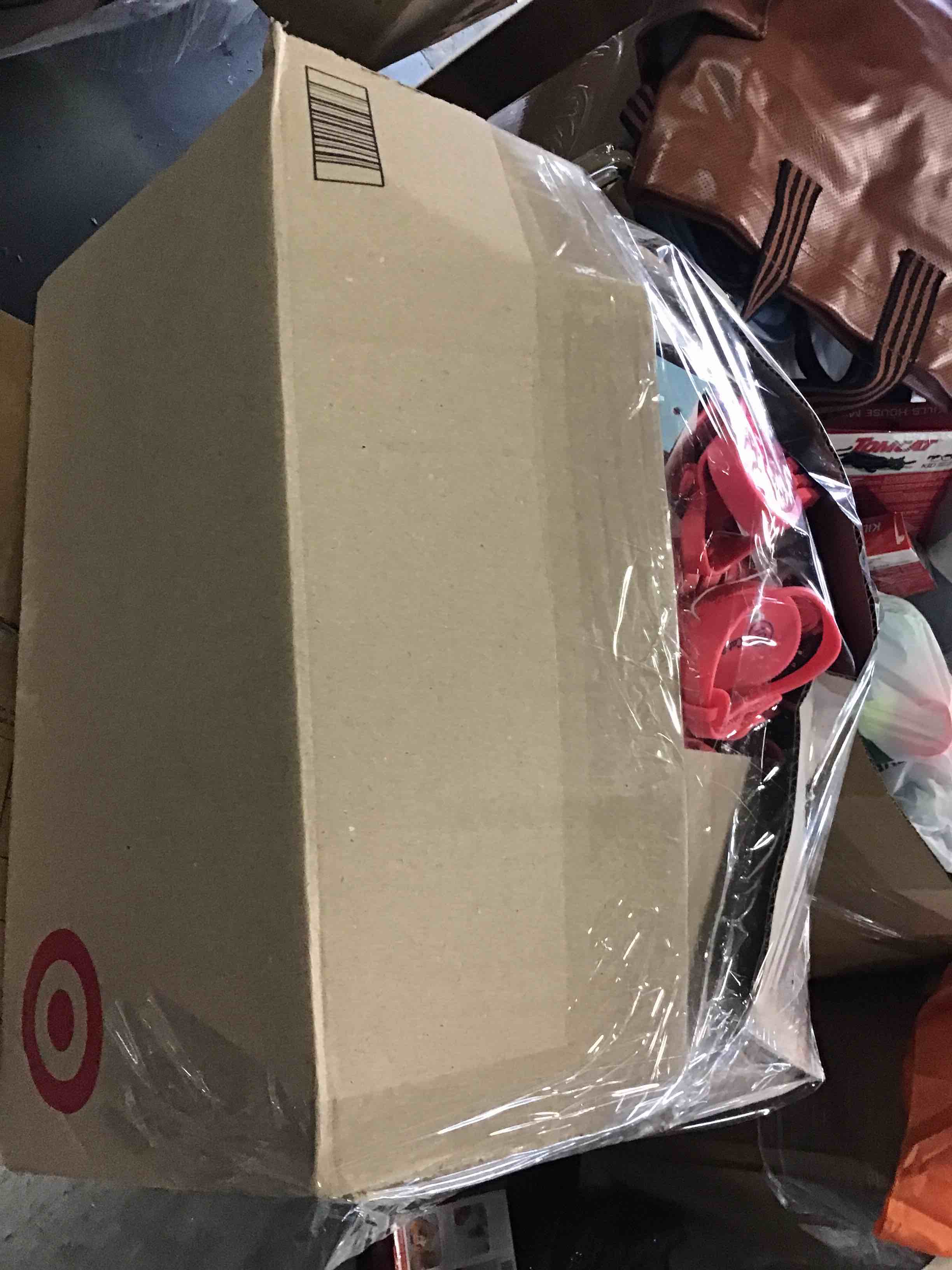 https://s3.amazonaws.com/lotting-images-prod/bidfta/RED5319369_1703615950915.jpeg