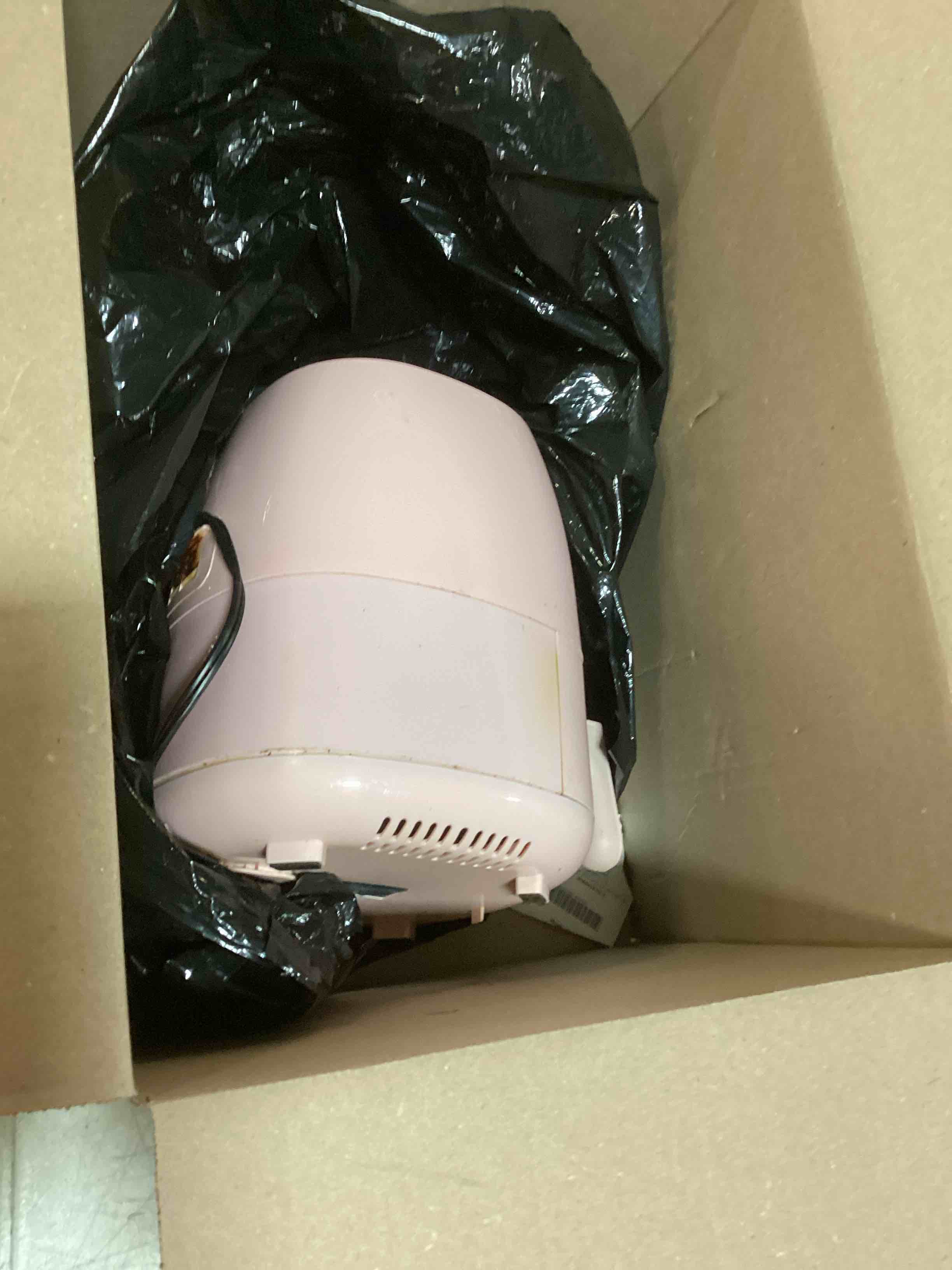 https://s3.amazonaws.com/lotting-images-prod/bidfta/RED5319499_1702927882694.jpeg