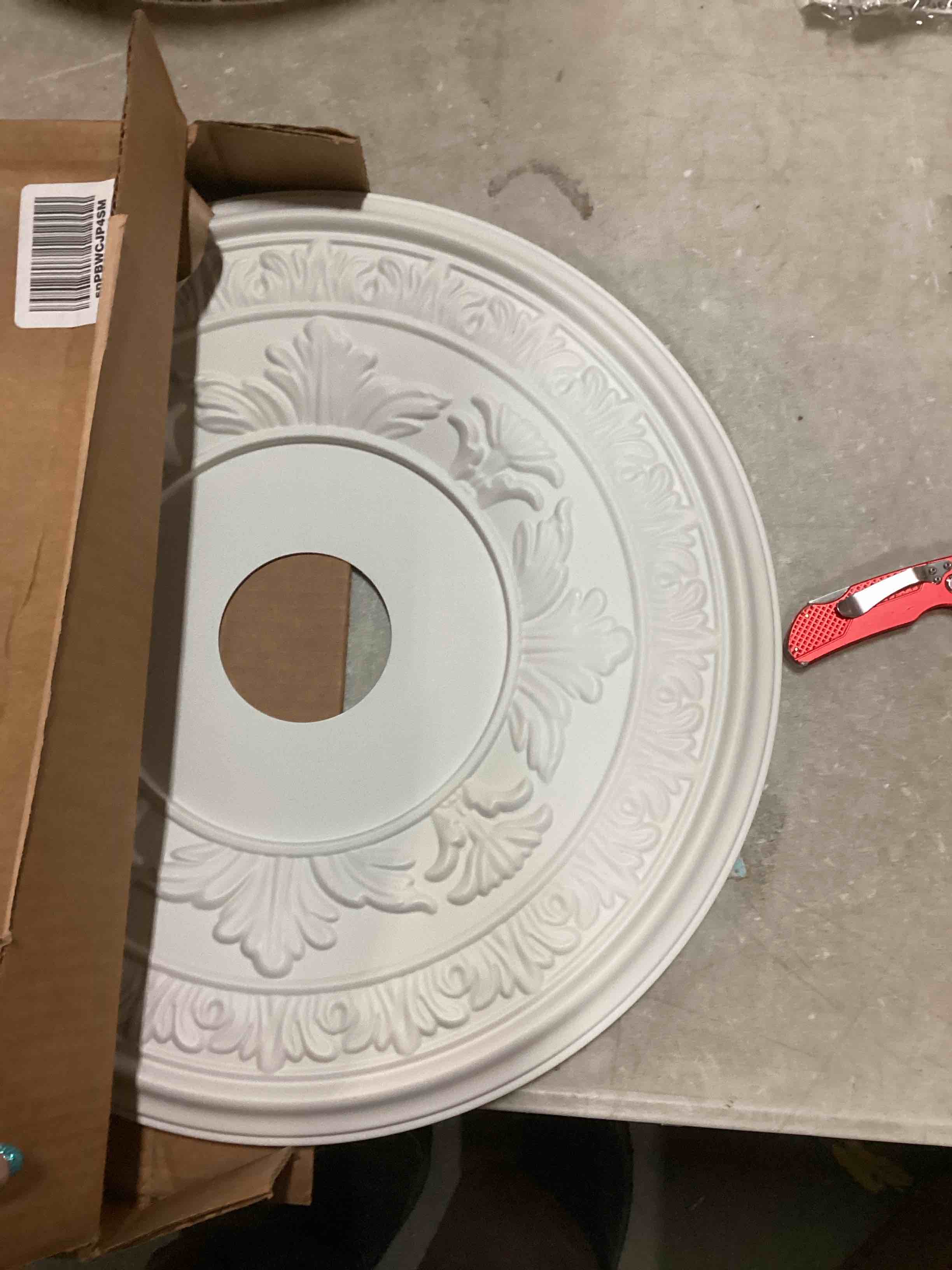 https://s3.amazonaws.com/lotting-images-prod/bidfta/RED5319926_1703096142981.jpeg