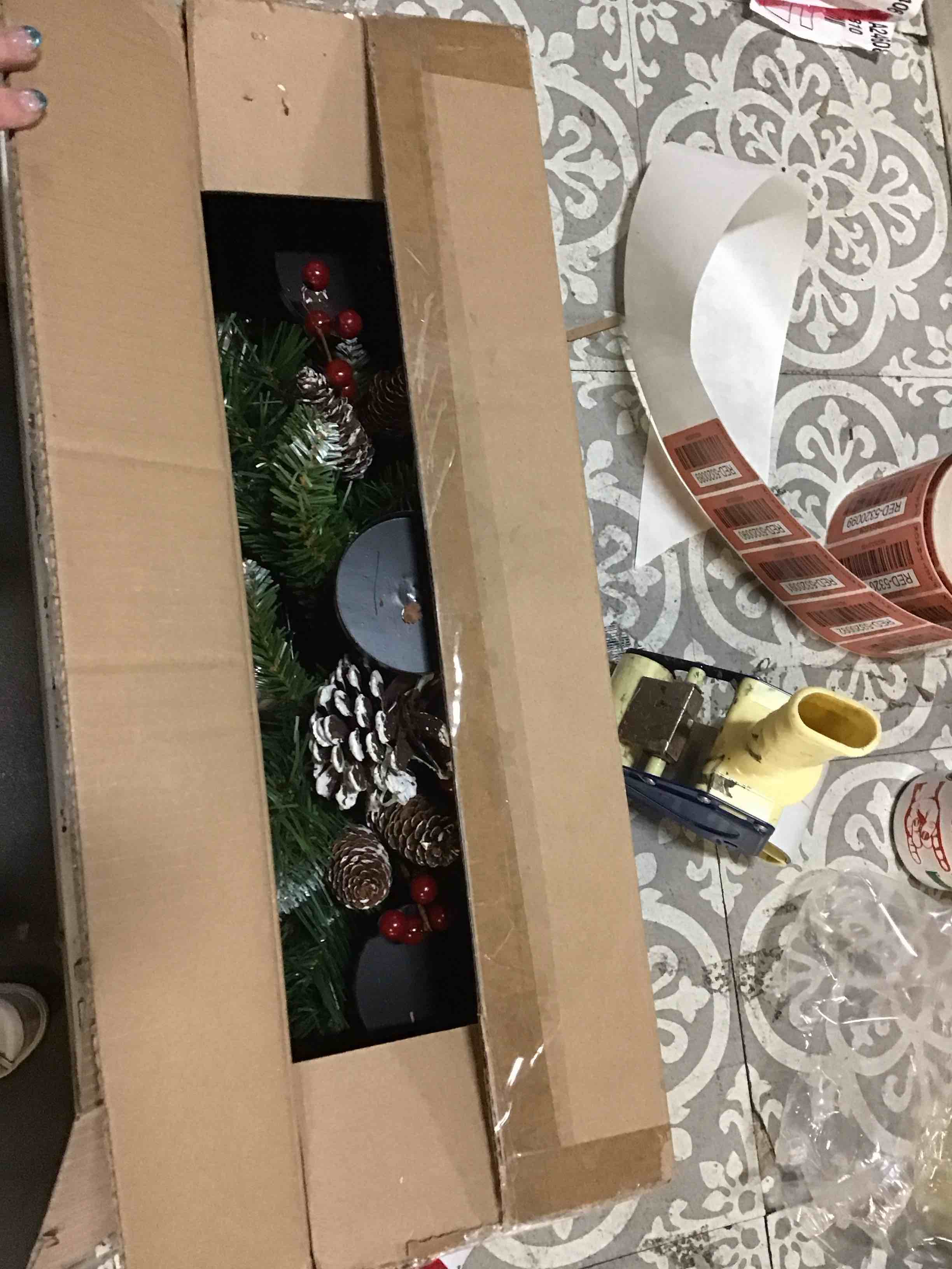 https://s3.amazonaws.com/lotting-images-prod/bidfta/RED5320087_1703172966466.jpeg