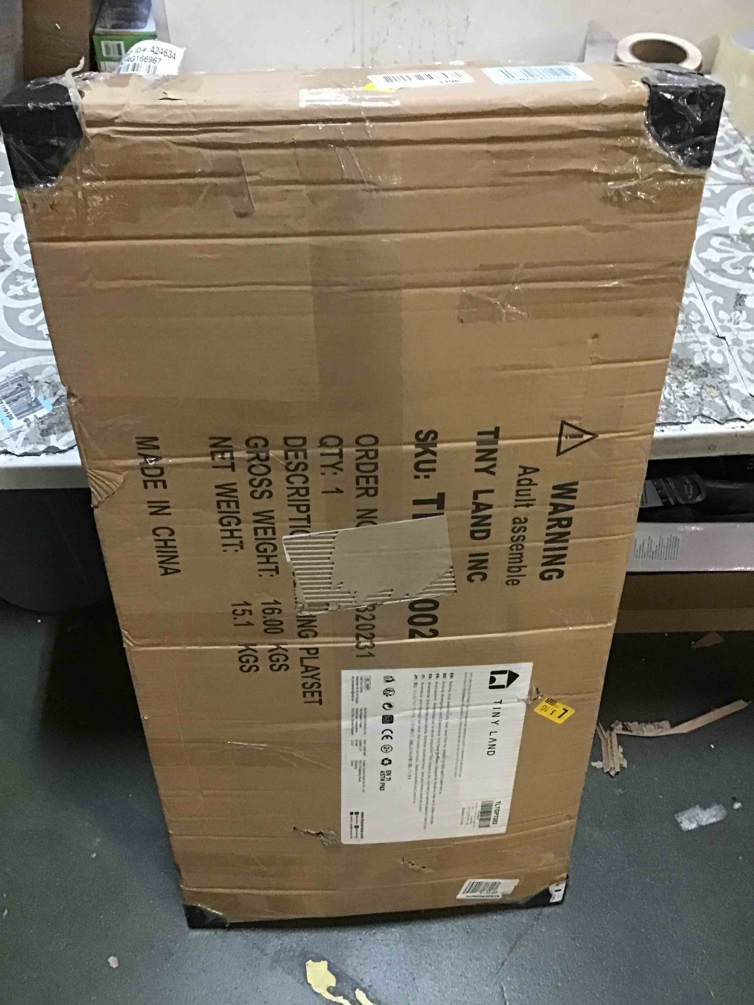 https://s3.amazonaws.com/lotting-images-prod/bidfta/RED5320259_1703192262819.jpeg
