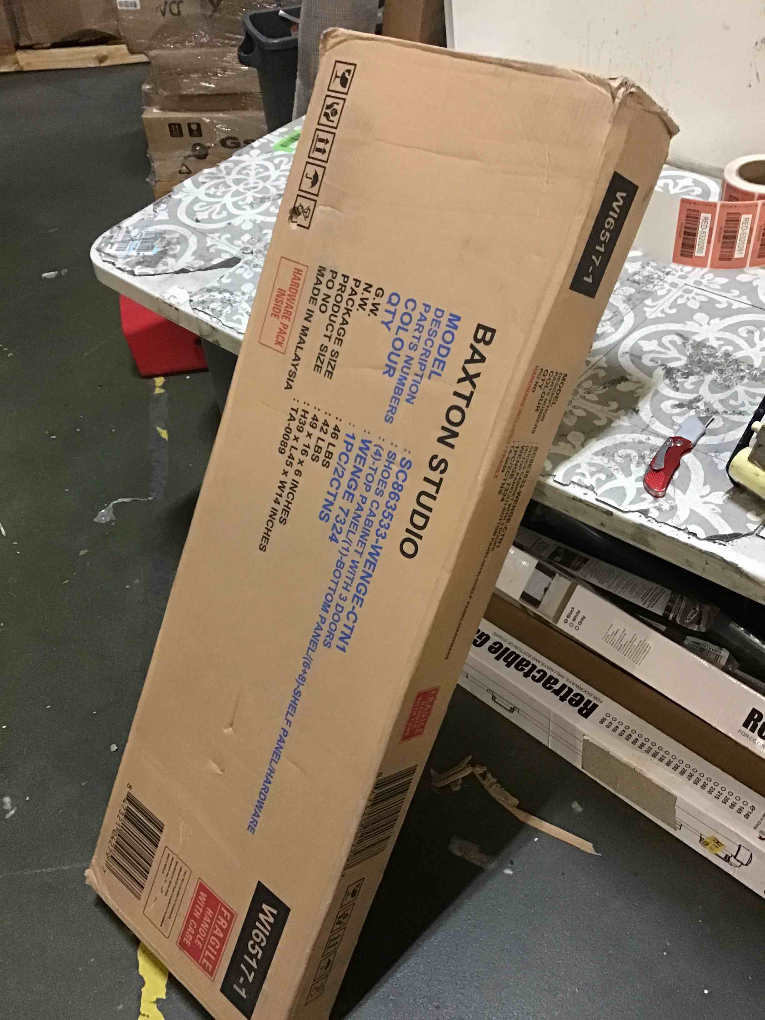 https://s3.amazonaws.com/lotting-images-prod/bidfta/RED5320260_1703192350686.jpeg