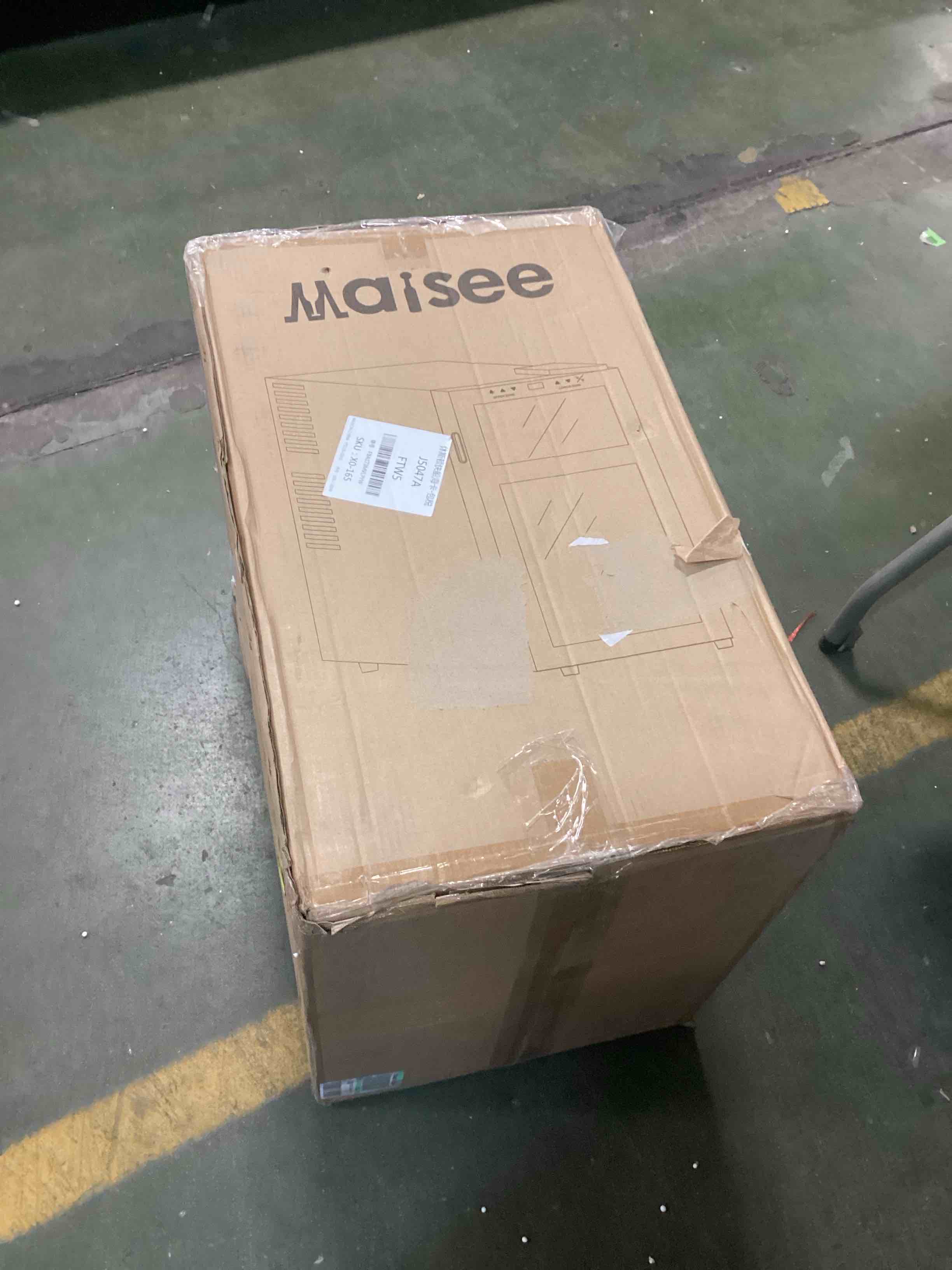 https://s3.amazonaws.com/lotting-images-prod/bidfta/RED5320402_1703261311407.jpeg