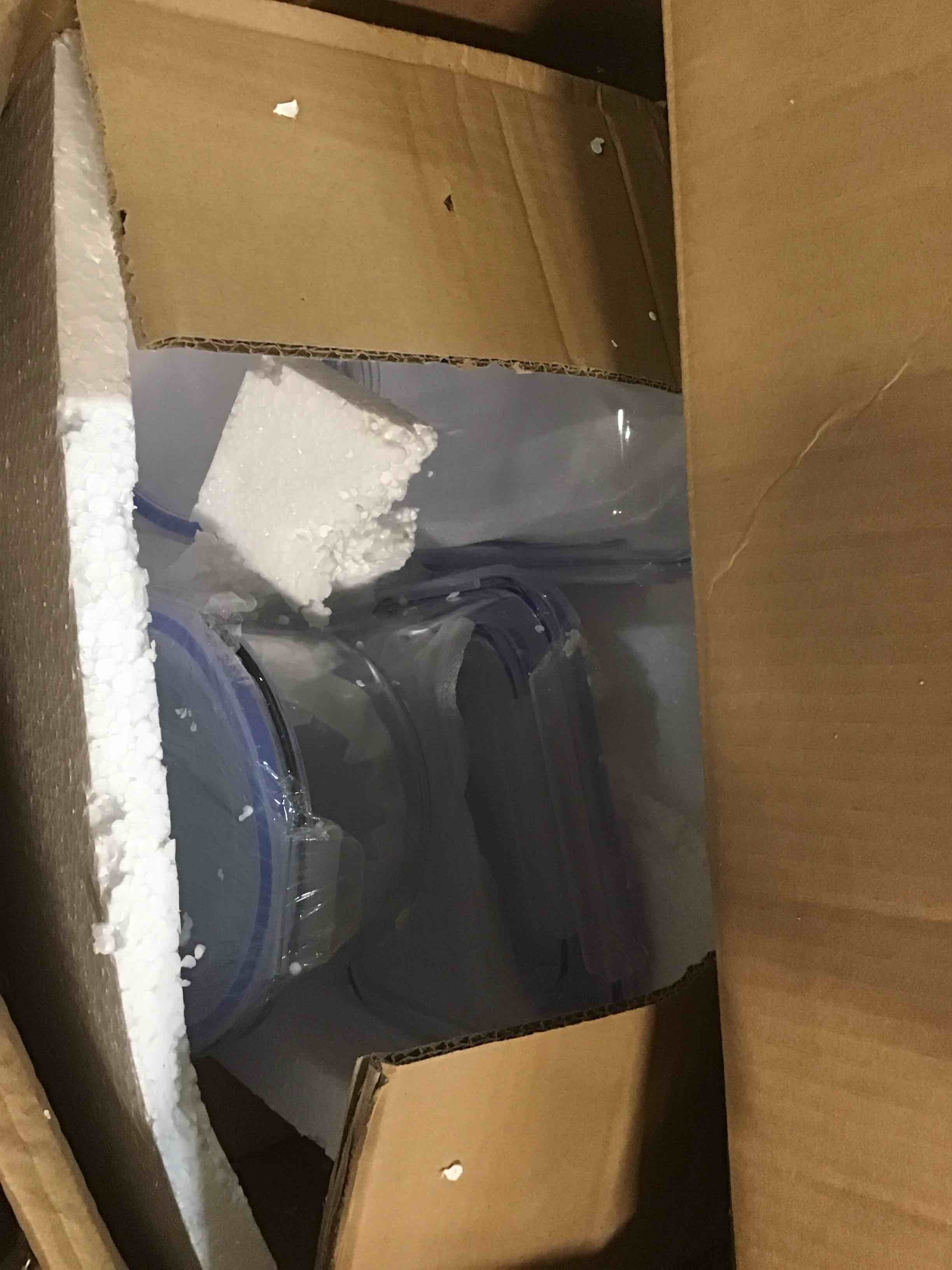 https://s3.amazonaws.com/lotting-images-prod/bidfta/RED5320628_1703350092432.jpeg