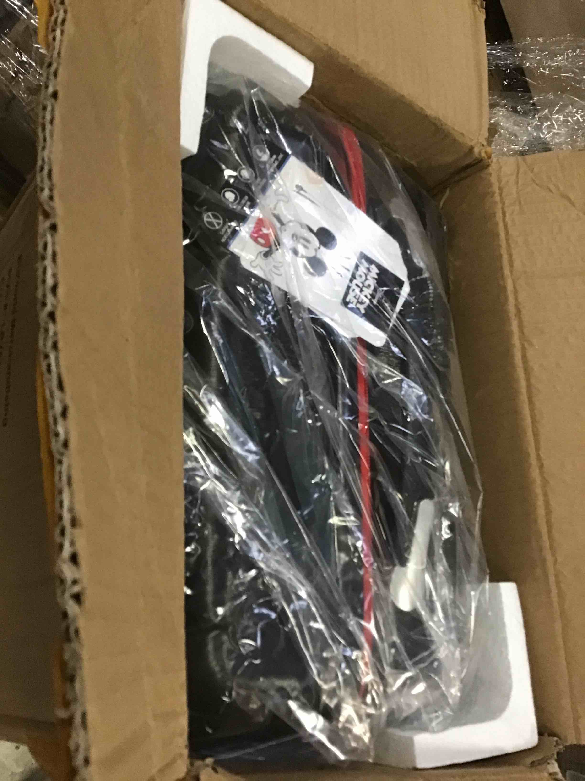 https://s3.amazonaws.com/lotting-images-prod/bidfta/RED5320991_1702674087458.jpeg