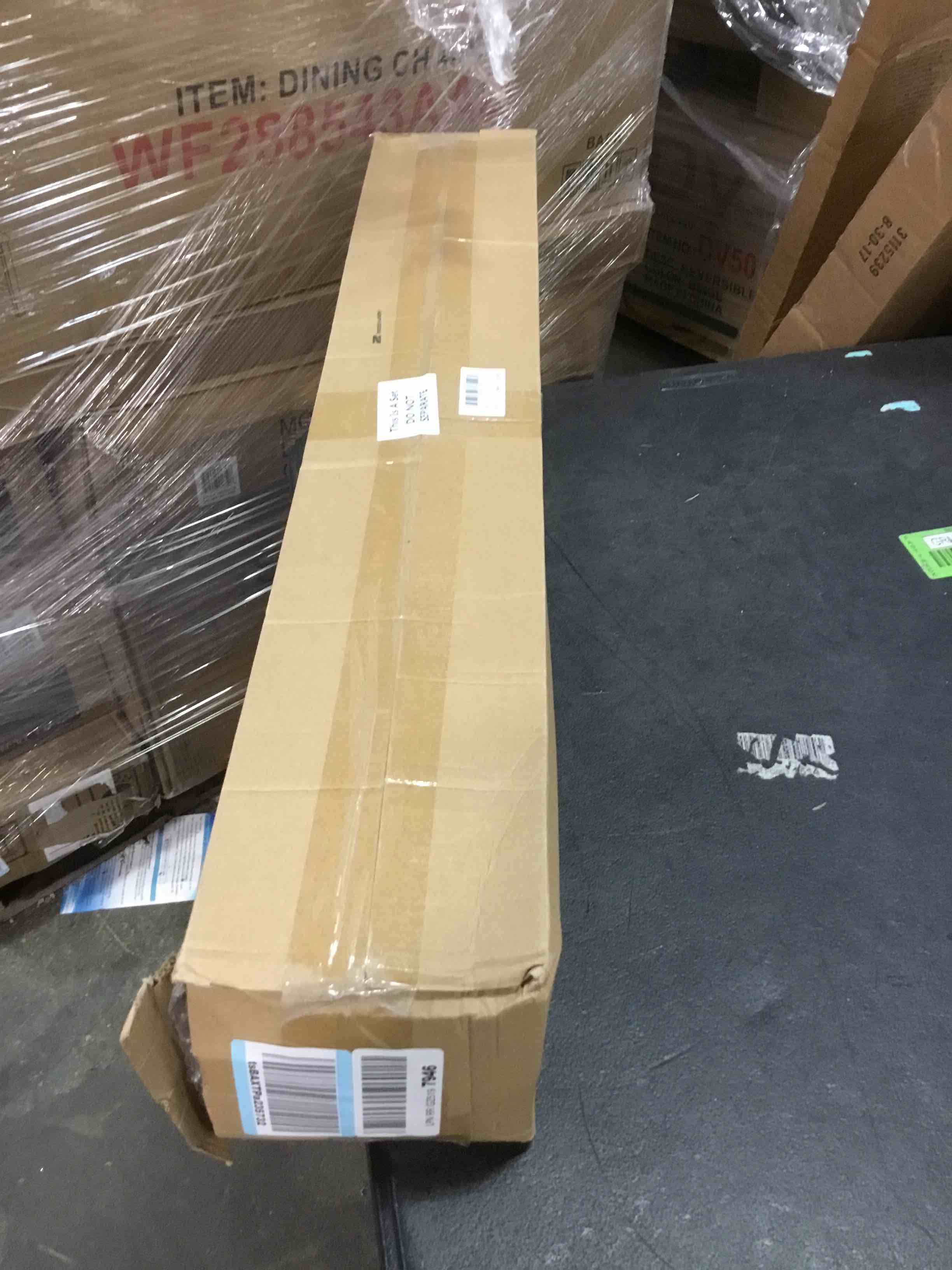 https://s3.amazonaws.com/lotting-images-prod/bidfta/RED5322031_1703338599845.jpeg