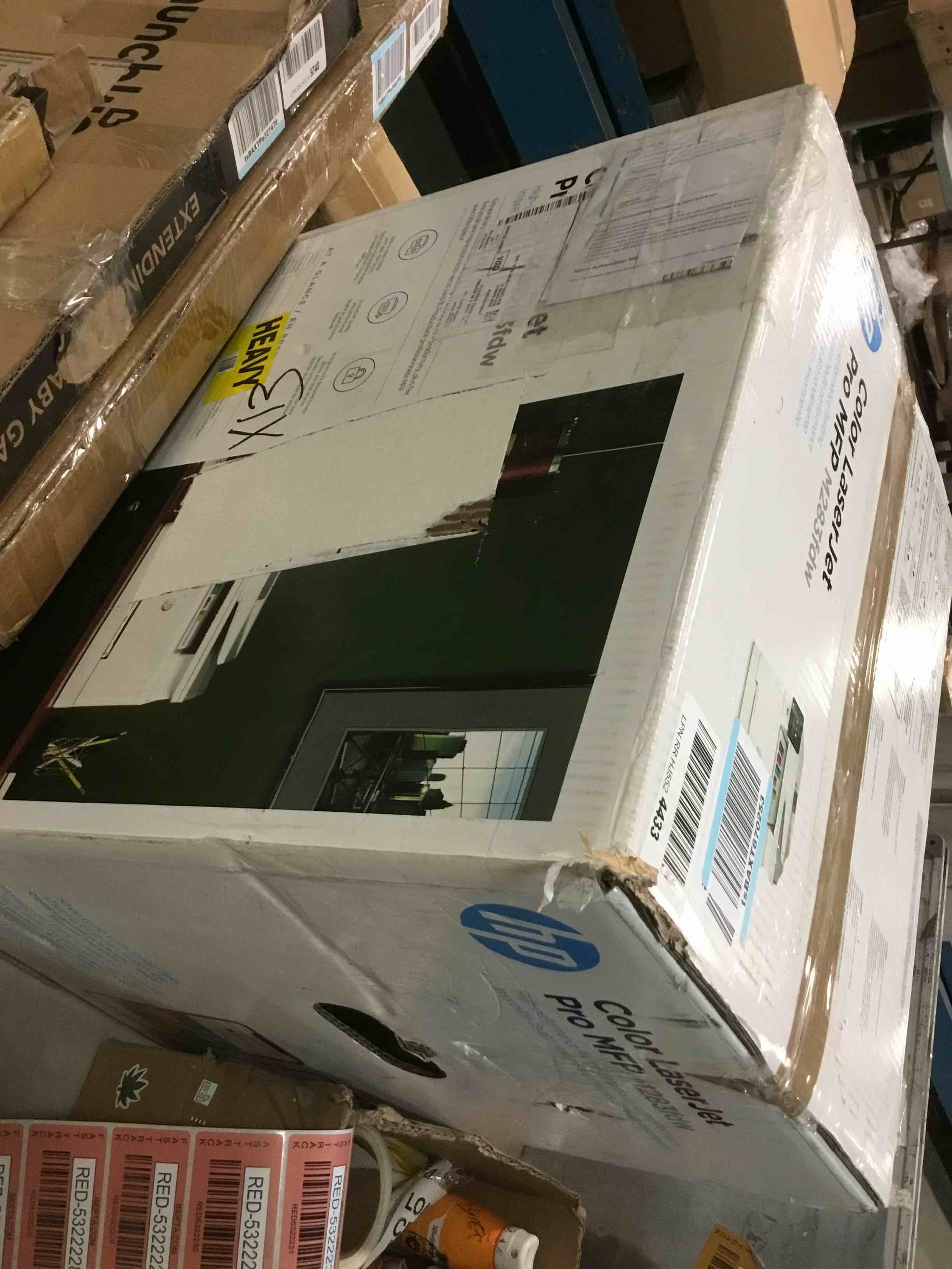 https://s3.amazonaws.com/lotting-images-prod/bidfta/RED5322224_1703594599901.jpeg