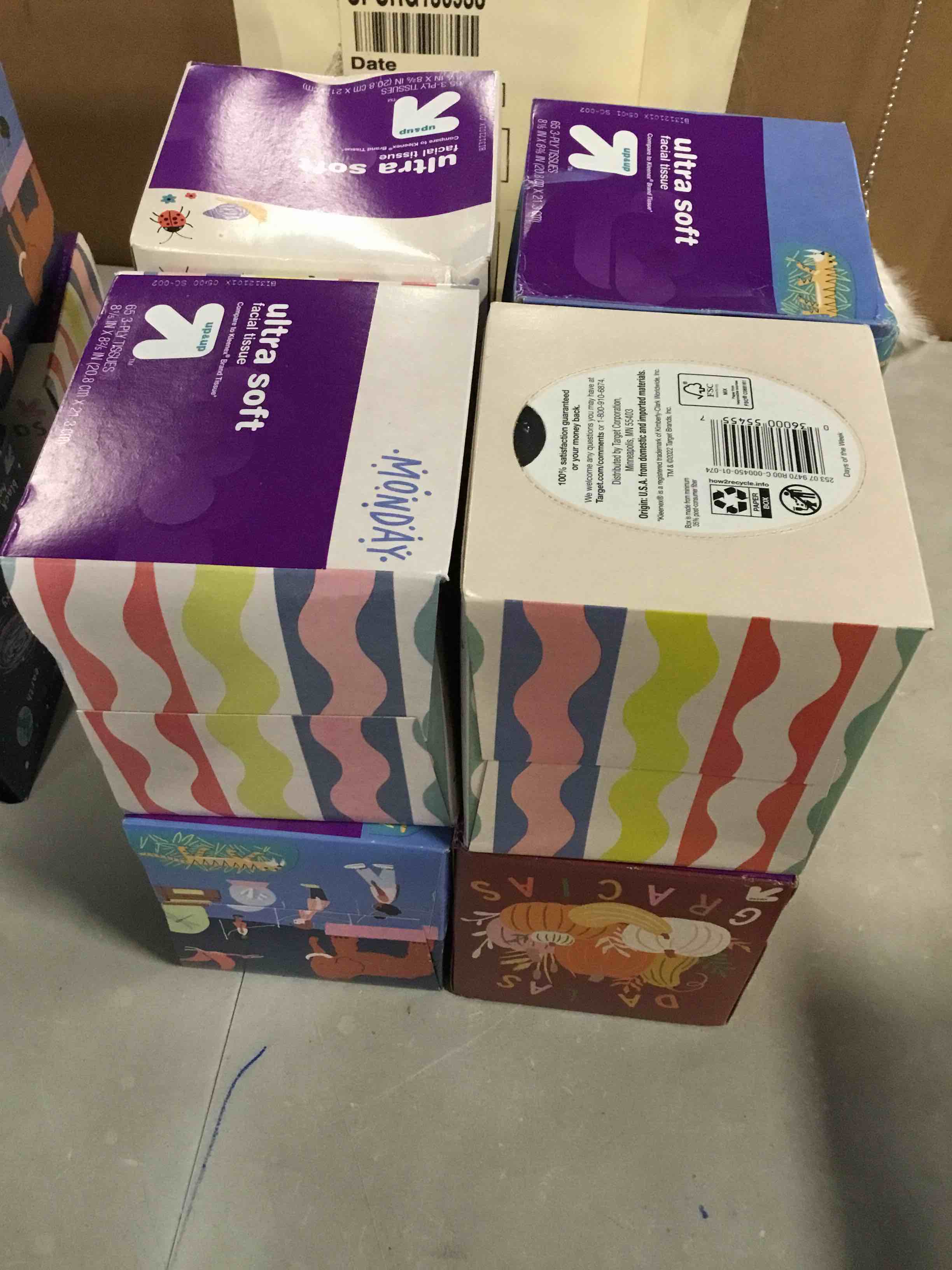 https://s3.amazonaws.com/lotting-images-prod/bidfta/RED5322802_1702644619810.jpeg