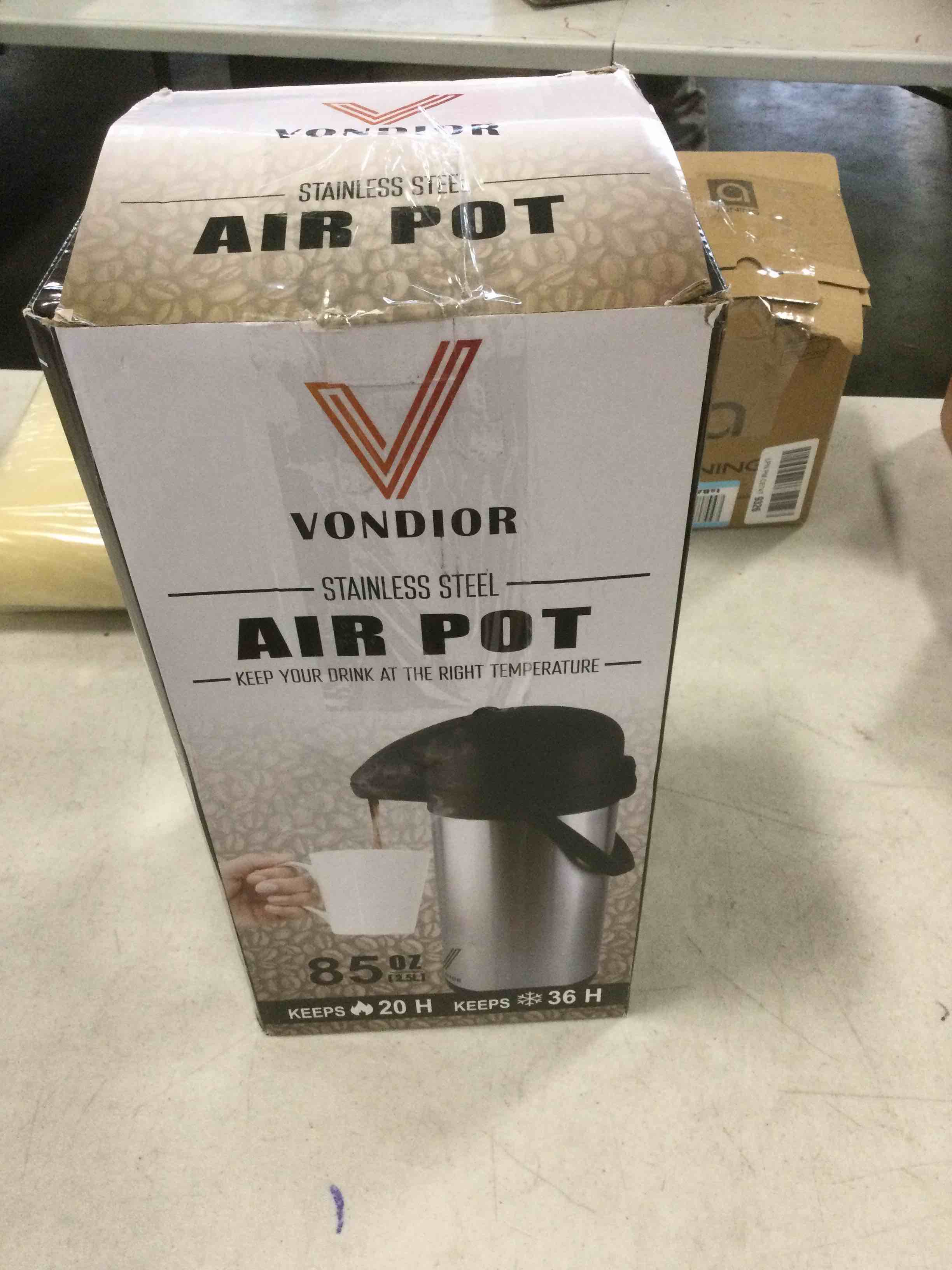 https://s3.amazonaws.com/lotting-images-prod/bidfta/RED5323402_1704223792141.jpeg
