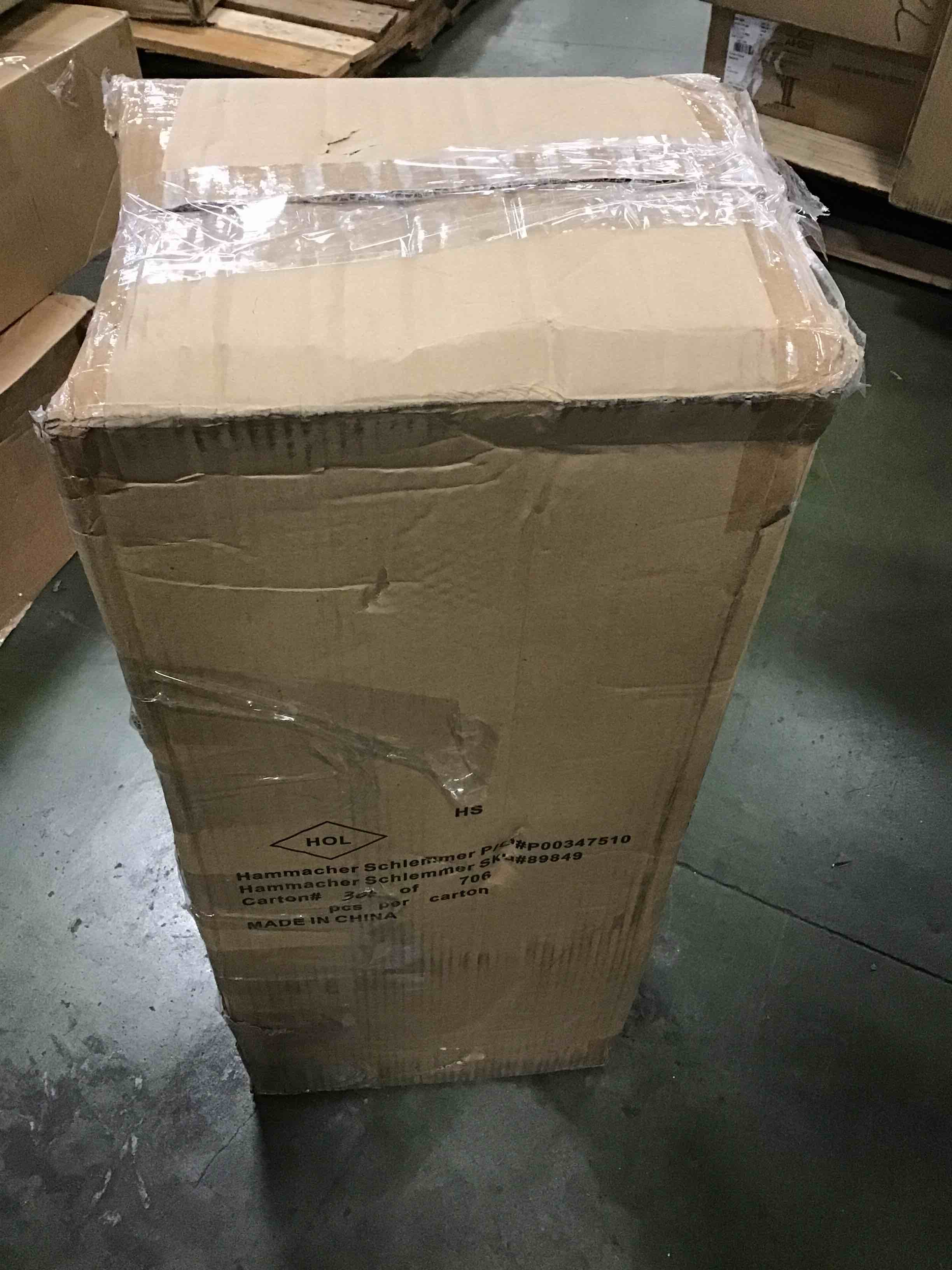 https://s3.amazonaws.com/lotting-images-prod/bidfta/RED5323512_1704377440249.jpeg