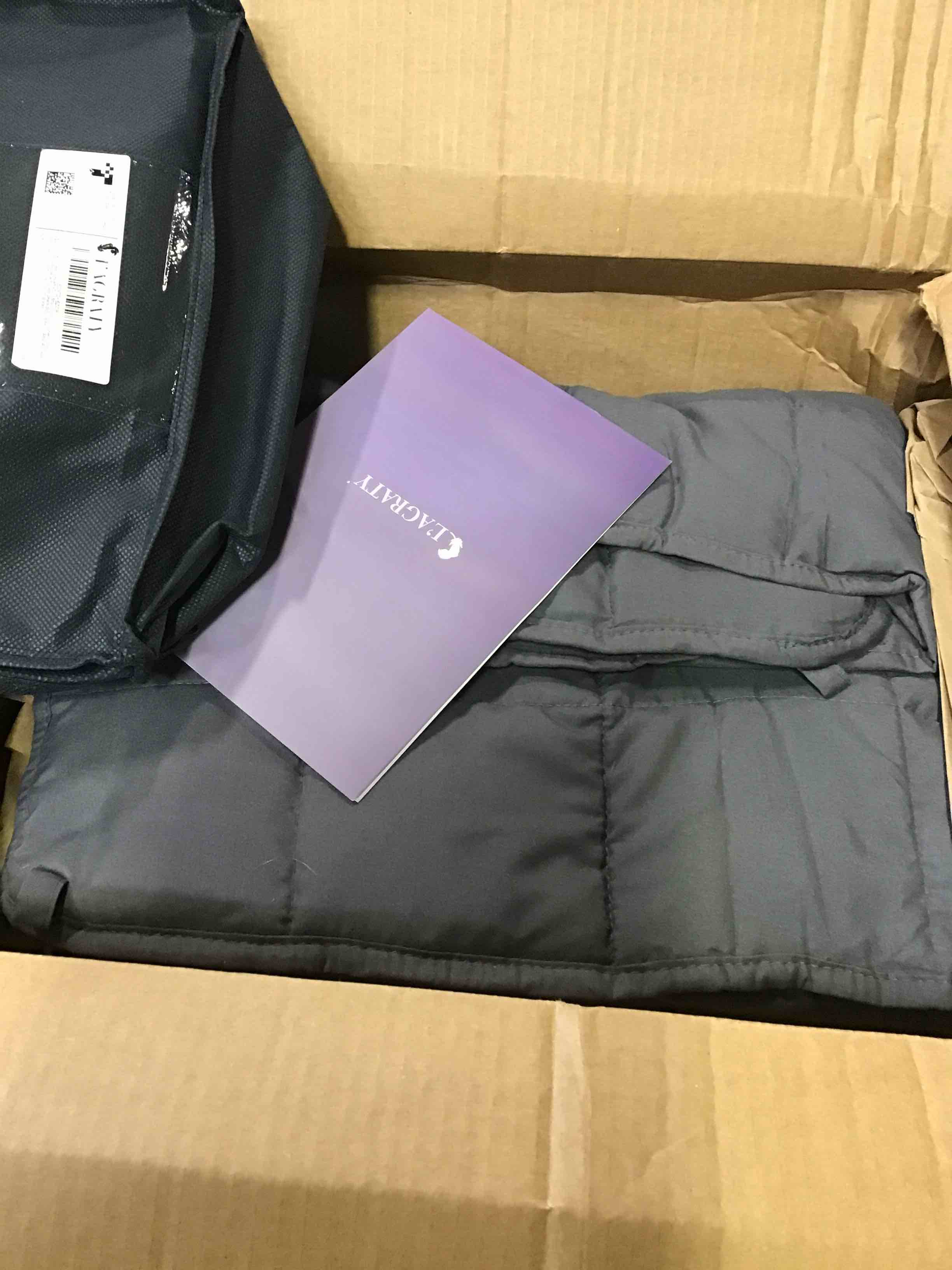 https://s3.amazonaws.com/lotting-images-prod/bidfta/RED5323707_1704999361770.jpeg
