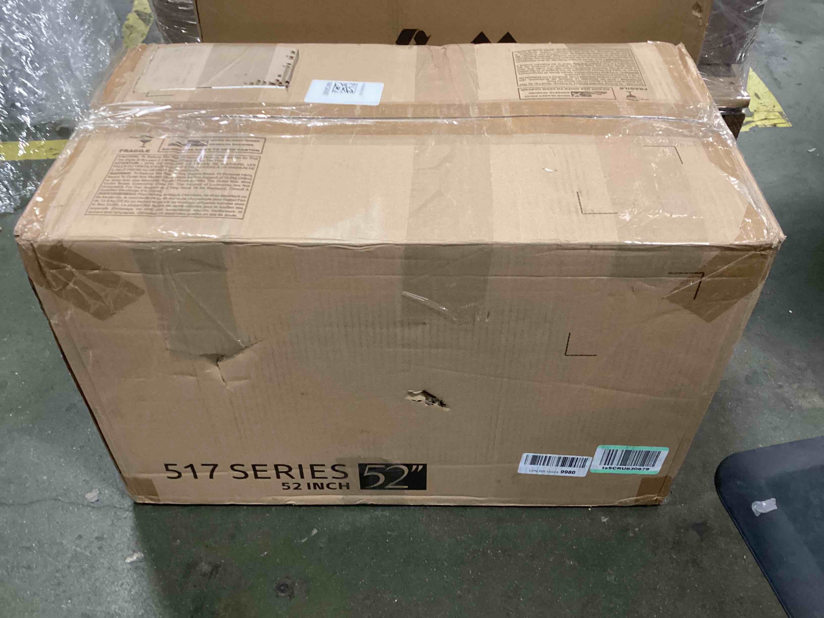 https://s3.amazonaws.com/lotting-images-prod/bidfta/RED5323884_1705152403296.jpeg