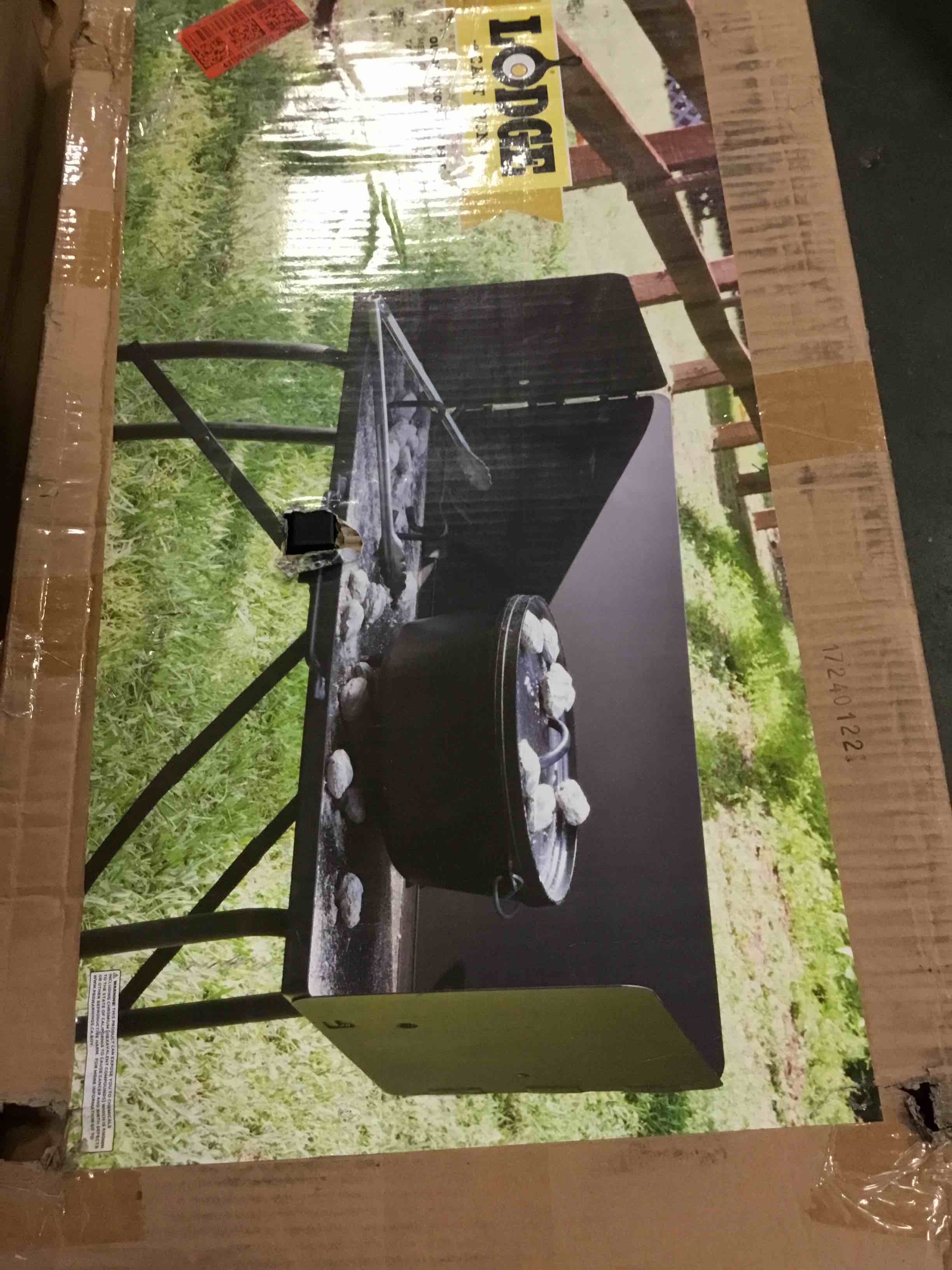 https://s3.amazonaws.com/lotting-images-prod/bidfta/RED5328735_1689686498371.jpeg