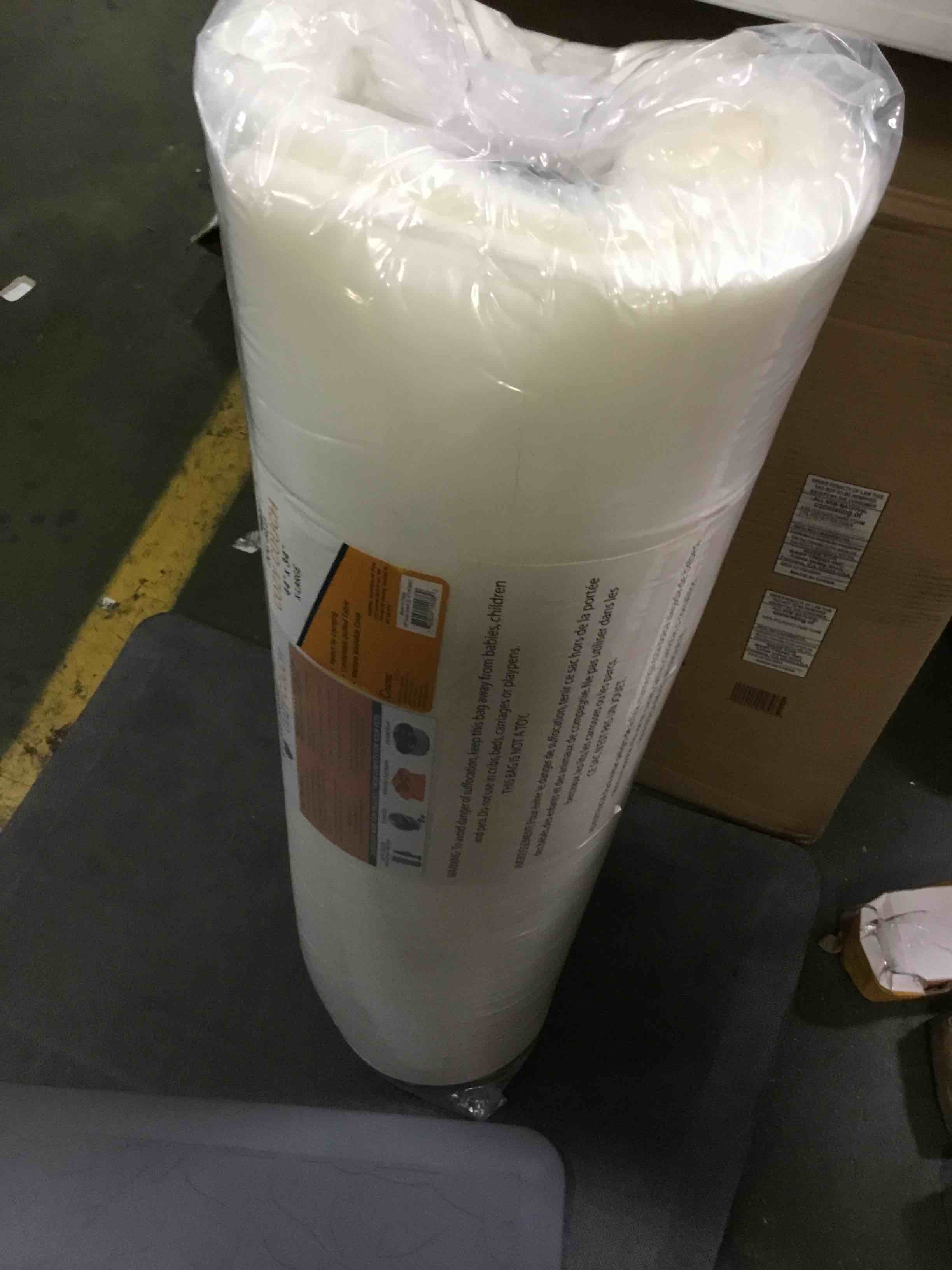 https://s3.amazonaws.com/lotting-images-prod/bidfta/RED5331627_1688565296485.jpeg
