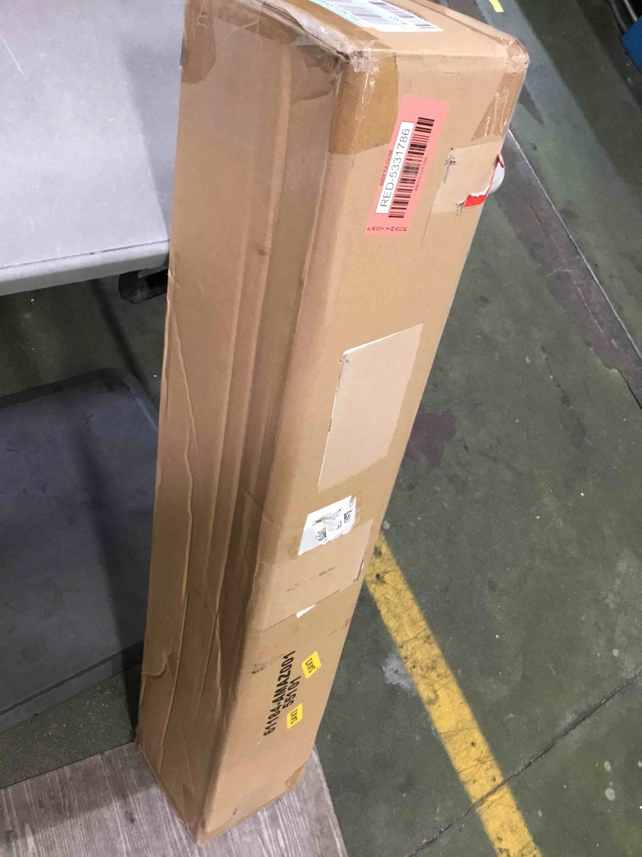 https://s3.amazonaws.com/lotting-images-prod/bidfta/RED5331786_1688649832090.jpeg