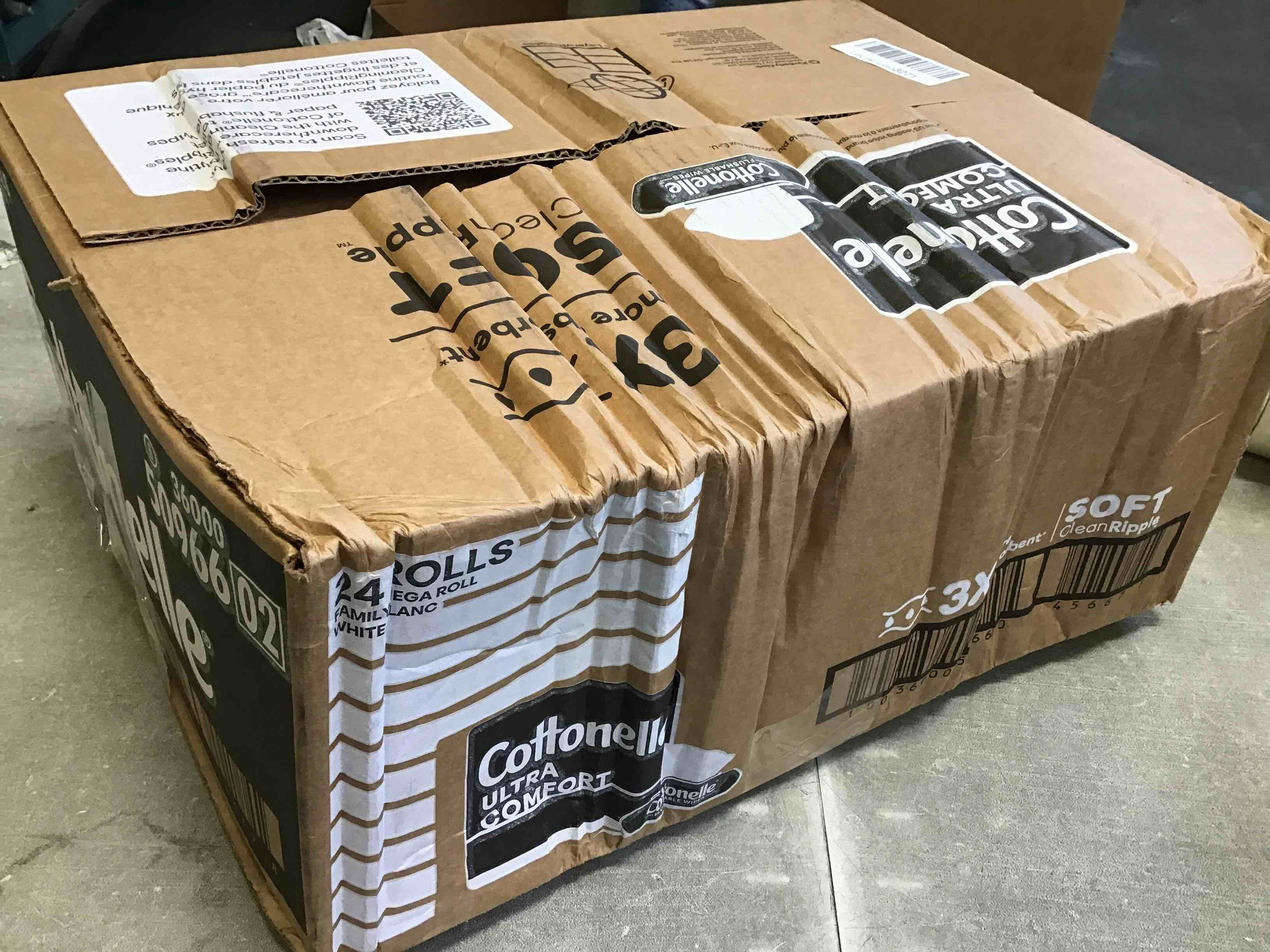 https://s3.amazonaws.com/lotting-images-prod/bidfta/RED5333147_1688741741122.jpeg