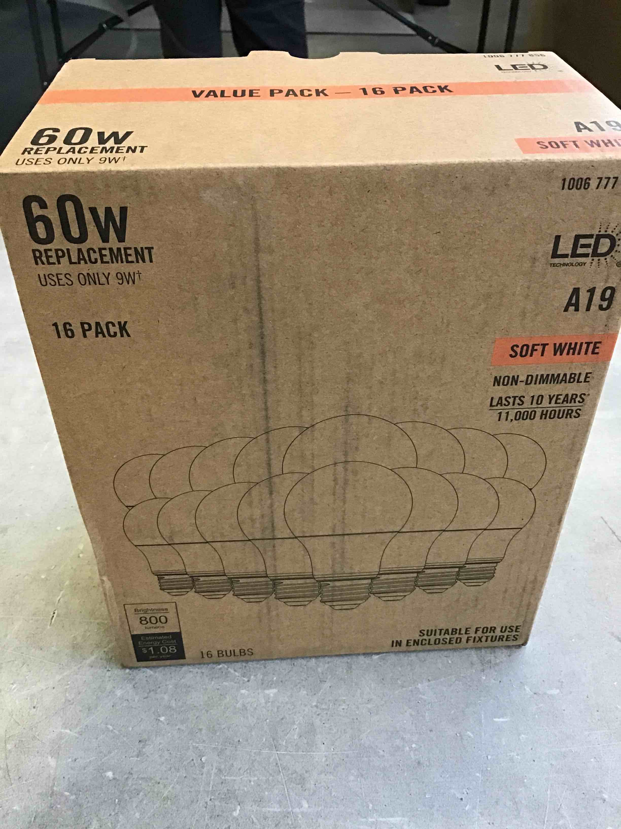 https://s3.amazonaws.com/lotting-images-prod/bidfta/RED5333298_1691497685599.jpeg