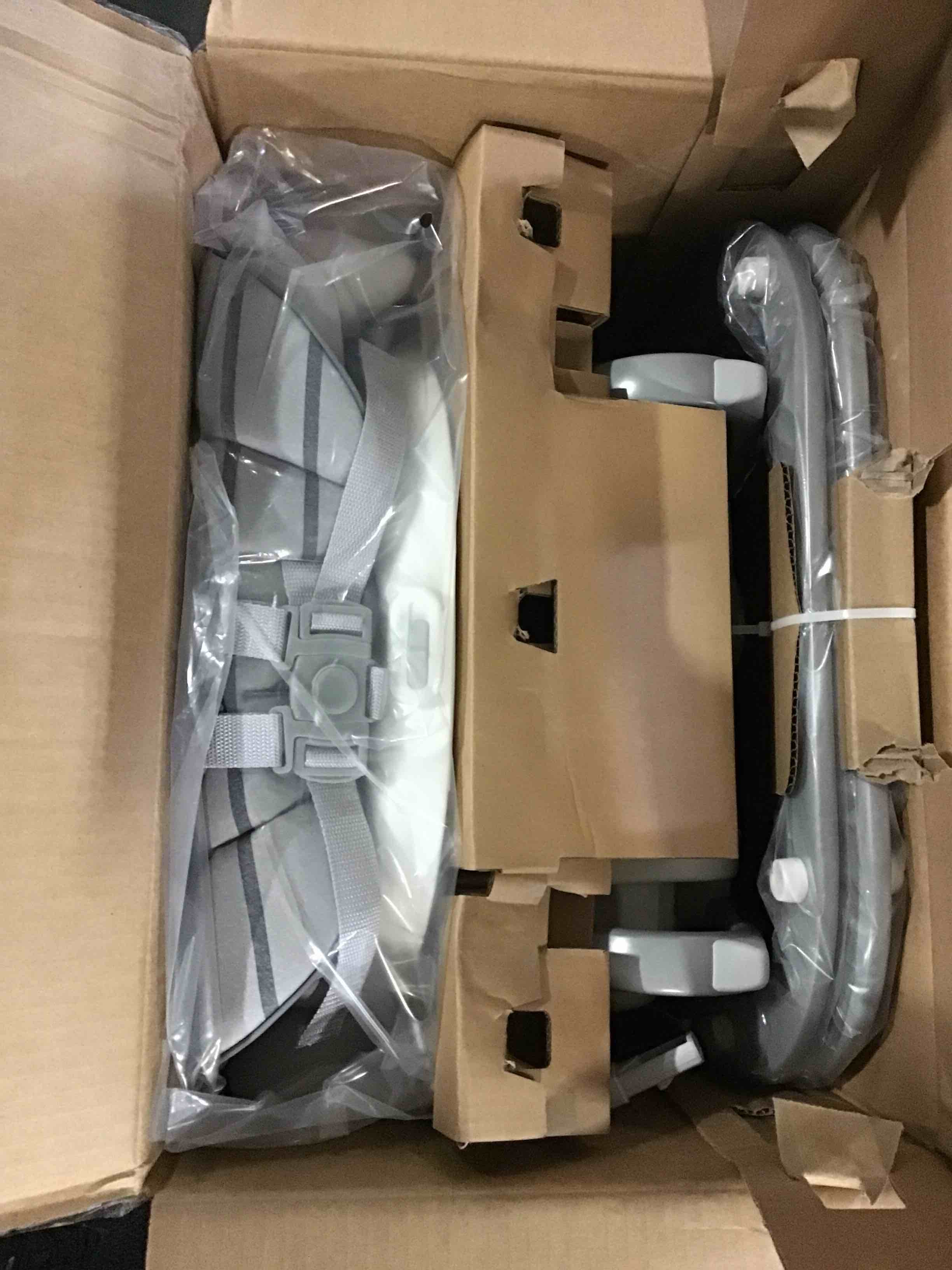 https://s3.amazonaws.com/lotting-images-prod/bidfta/RED5334517_1687873110209.jpeg