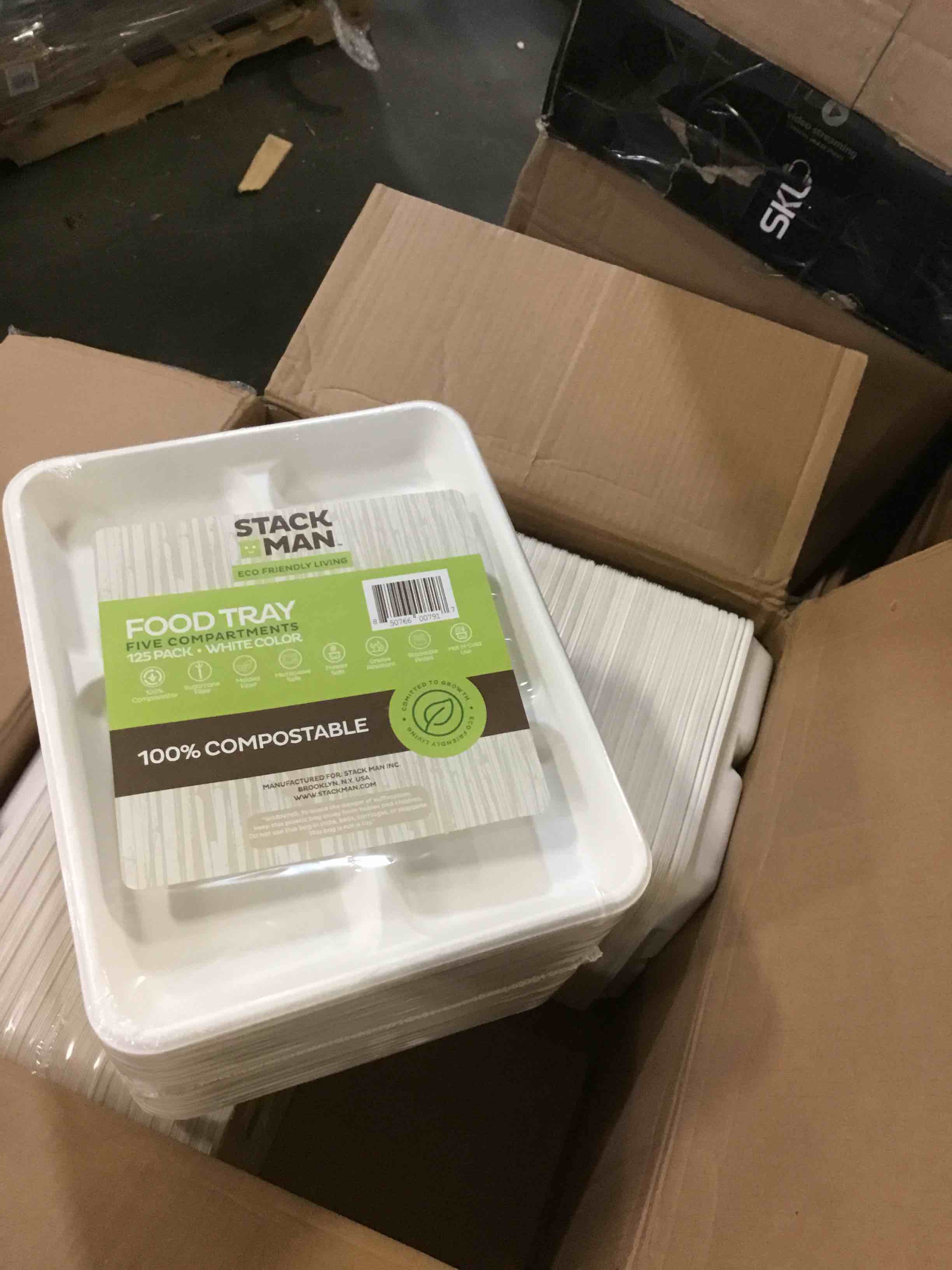https://s3.amazonaws.com/lotting-images-prod/bidfta/RED5334978_1688044640631.jpeg