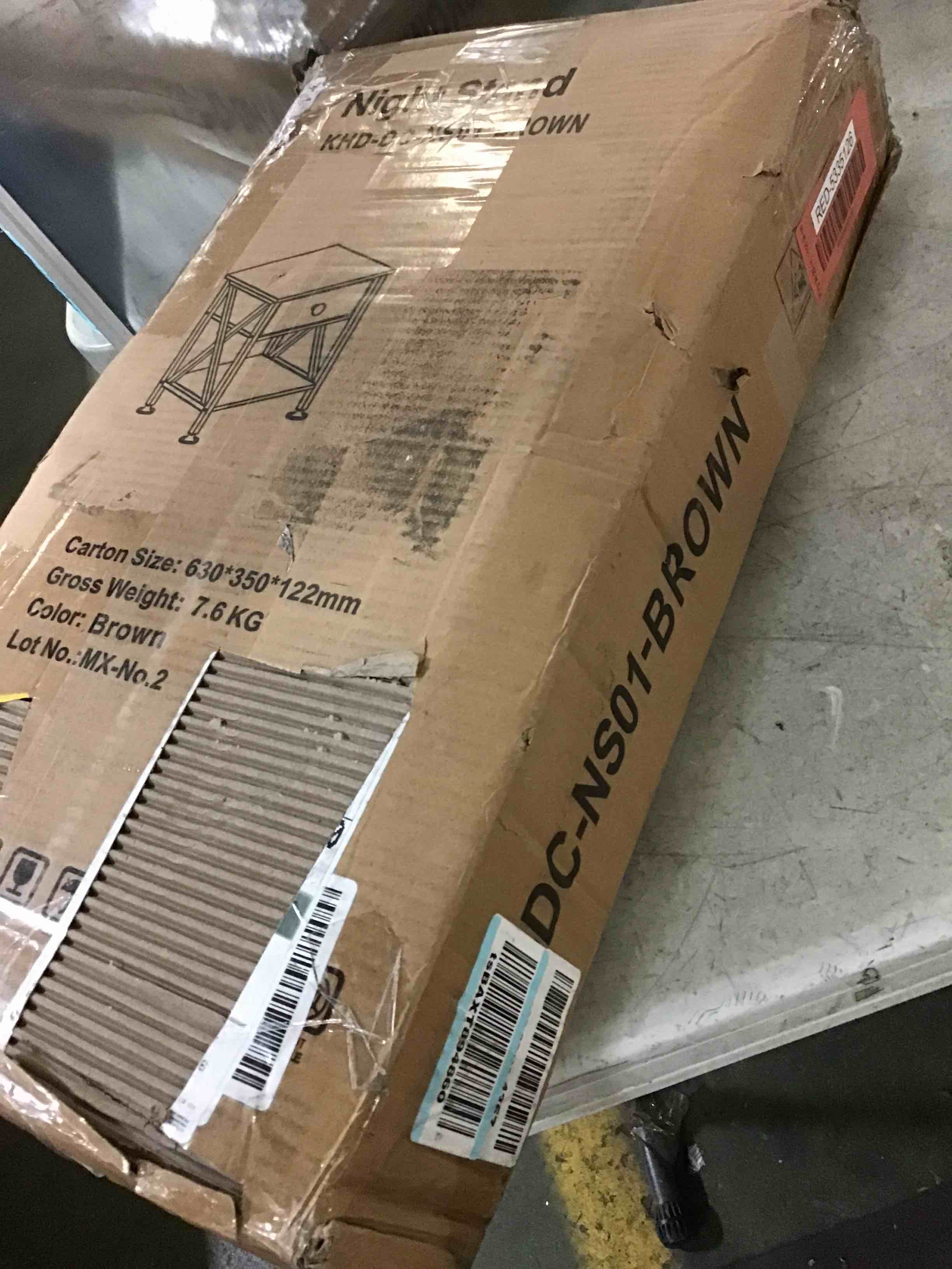 https://s3.amazonaws.com/lotting-images-prod/bidfta/RED5335126_1688048782896.jpeg