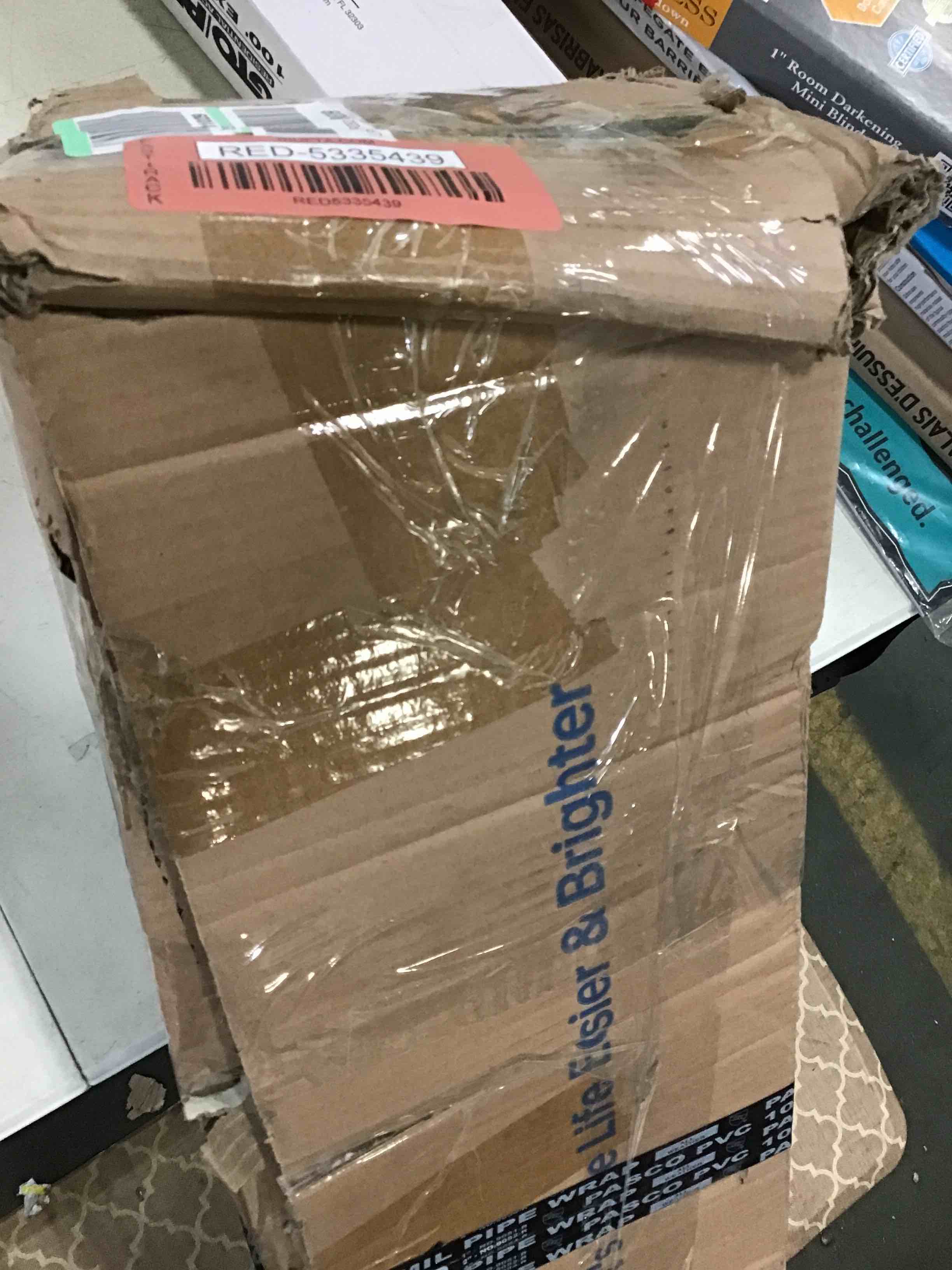 https://s3.amazonaws.com/lotting-images-prod/bidfta/RED5335439_1688155424960.jpeg