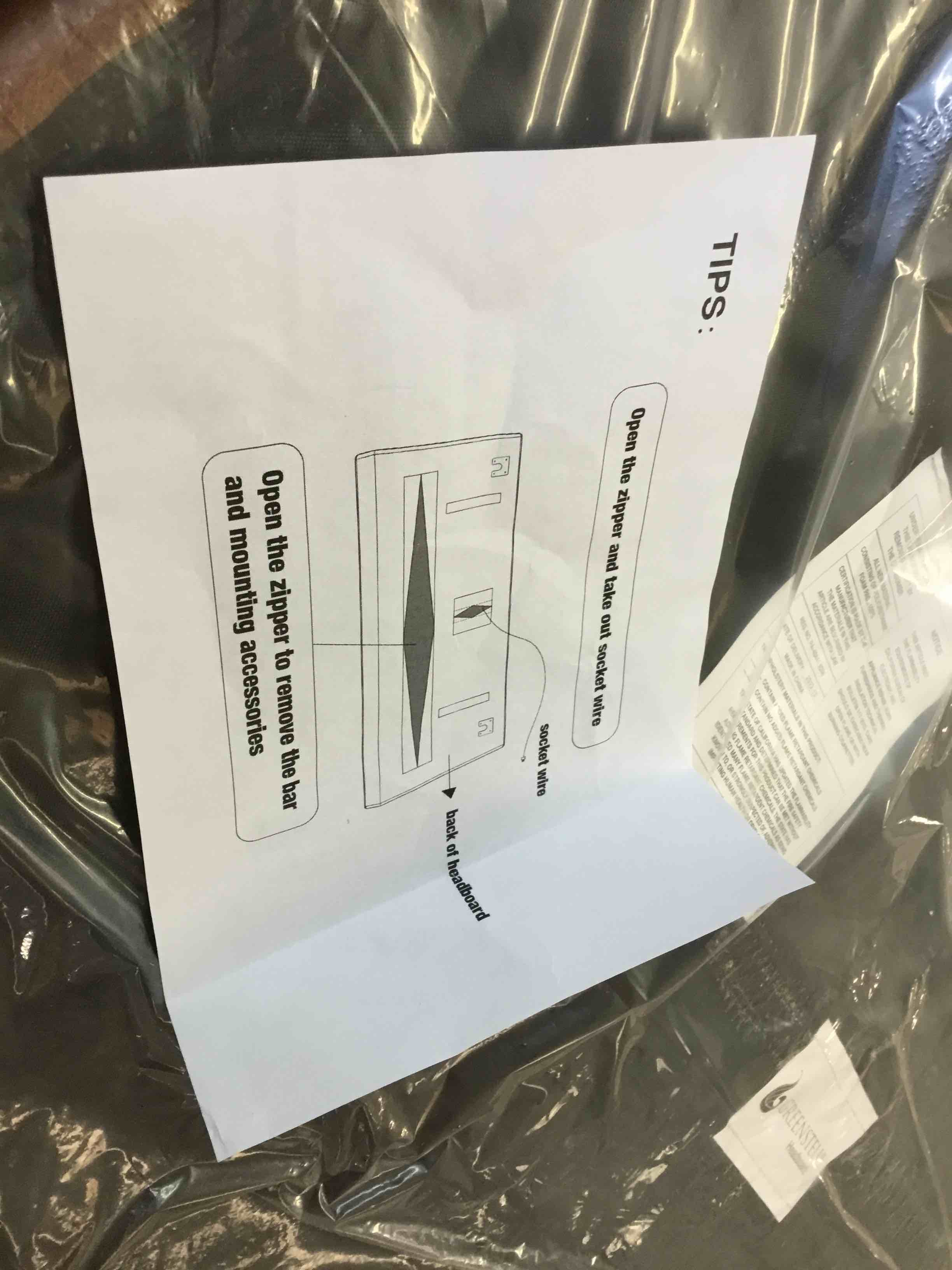 https://s3.amazonaws.com/lotting-images-prod/bidfta/RED5344071_1696864815444.jpeg
