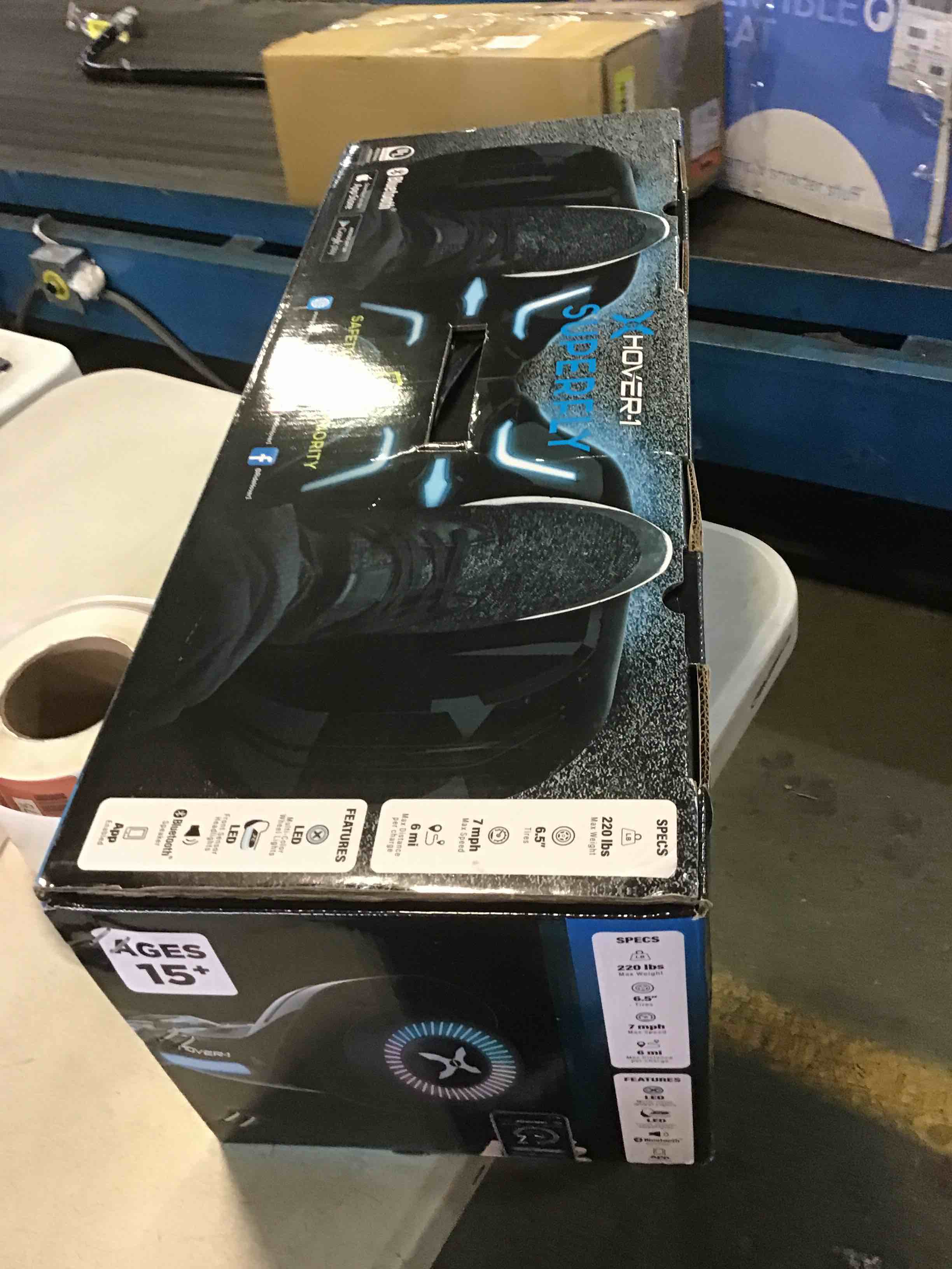 https://s3.amazonaws.com/lotting-images-prod/bidfta/RED5345368_1688665282642.jpeg