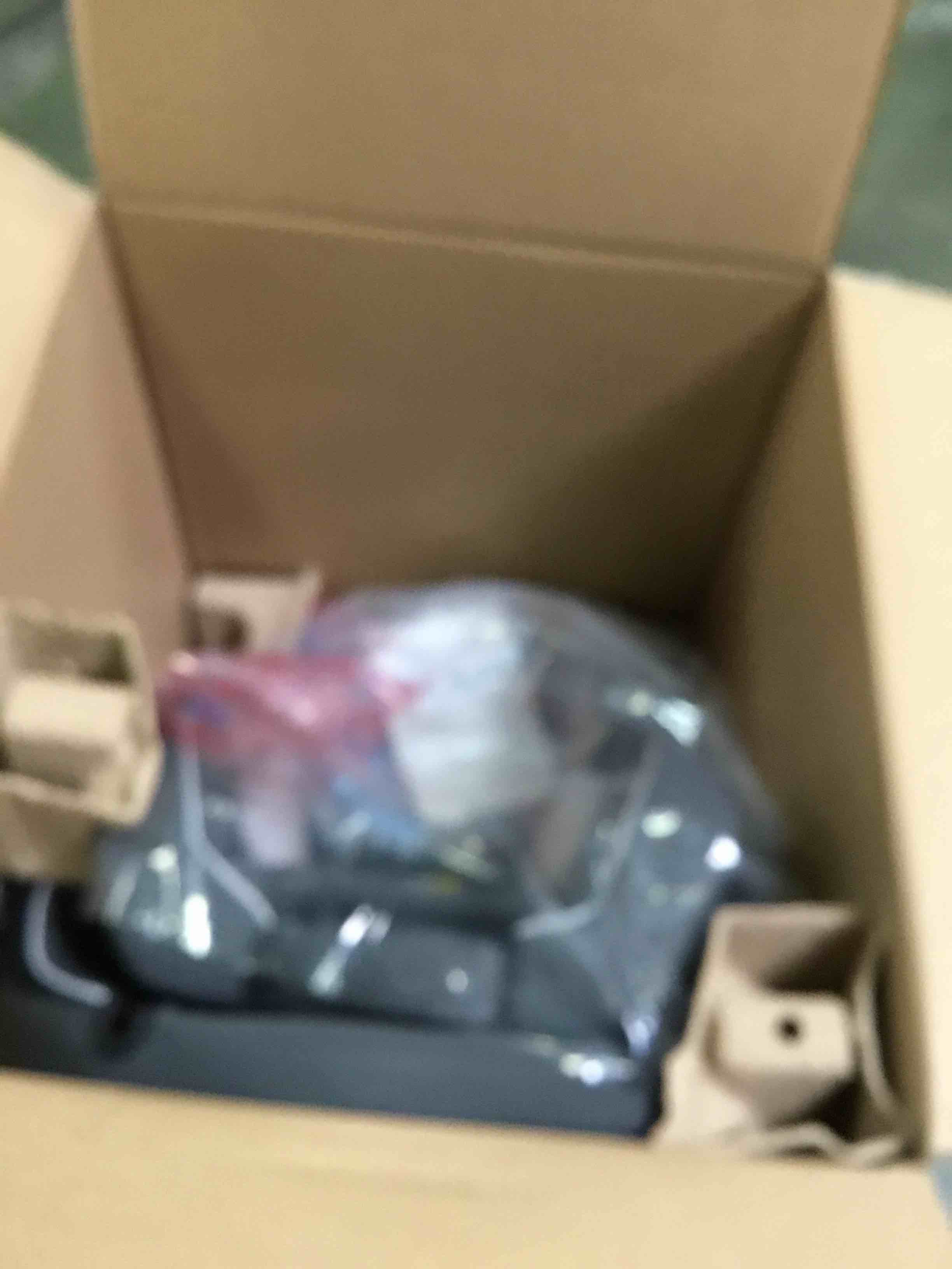 https://s3.amazonaws.com/lotting-images-prod/bidfta/RED5346079_1690220967936.jpeg