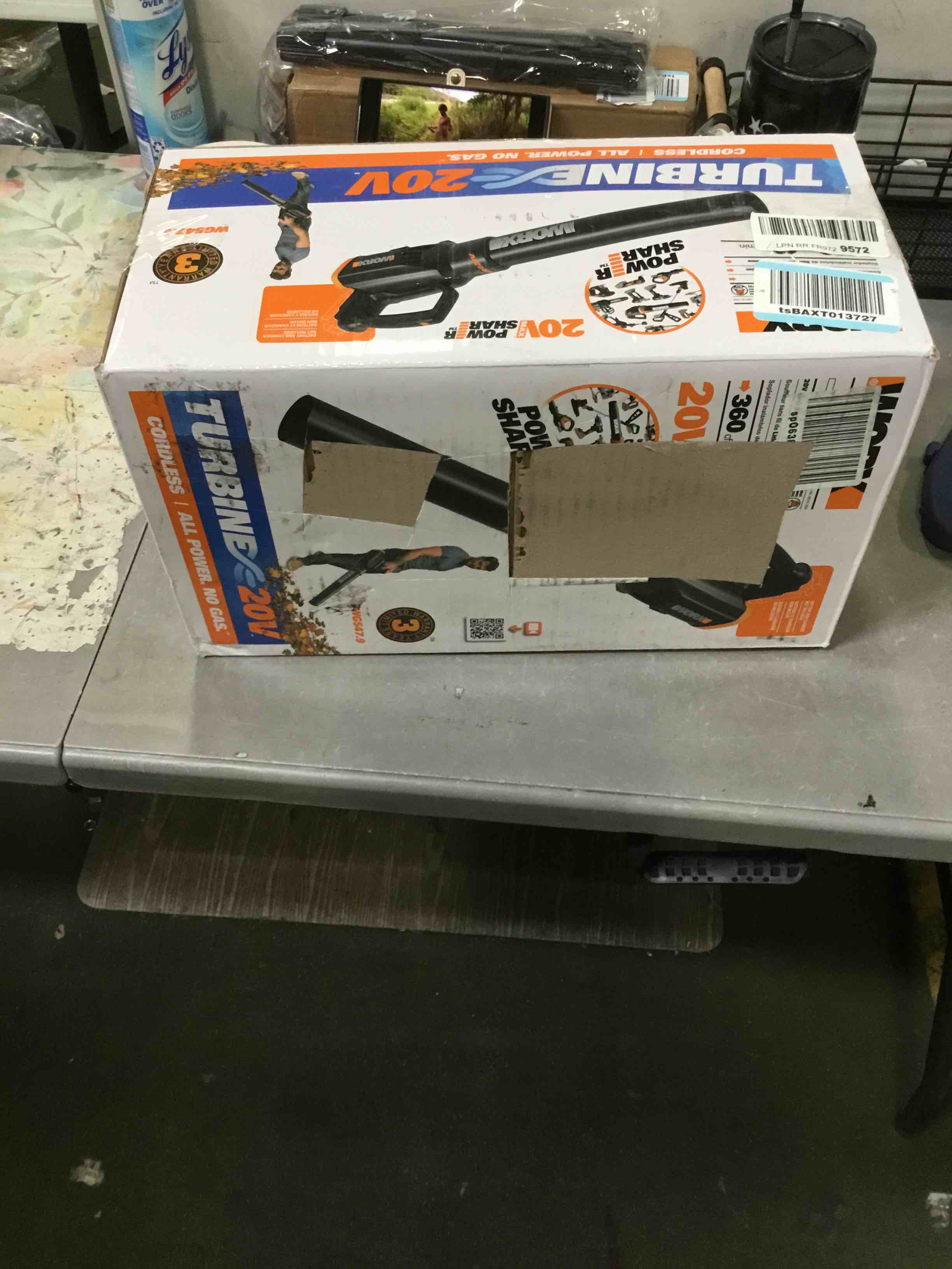 https://s3.amazonaws.com/lotting-images-prod/bidfta/RED5346095_1690223485519.jpeg