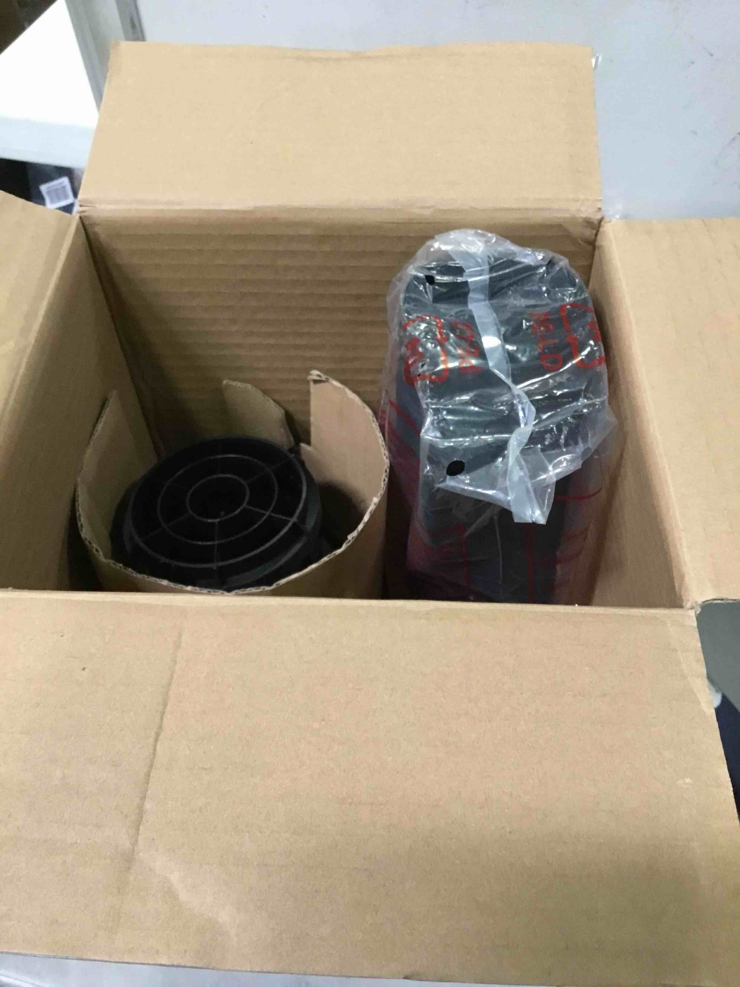 https://s3.amazonaws.com/lotting-images-prod/bidfta/RED5346095_1690223505280.jpeg