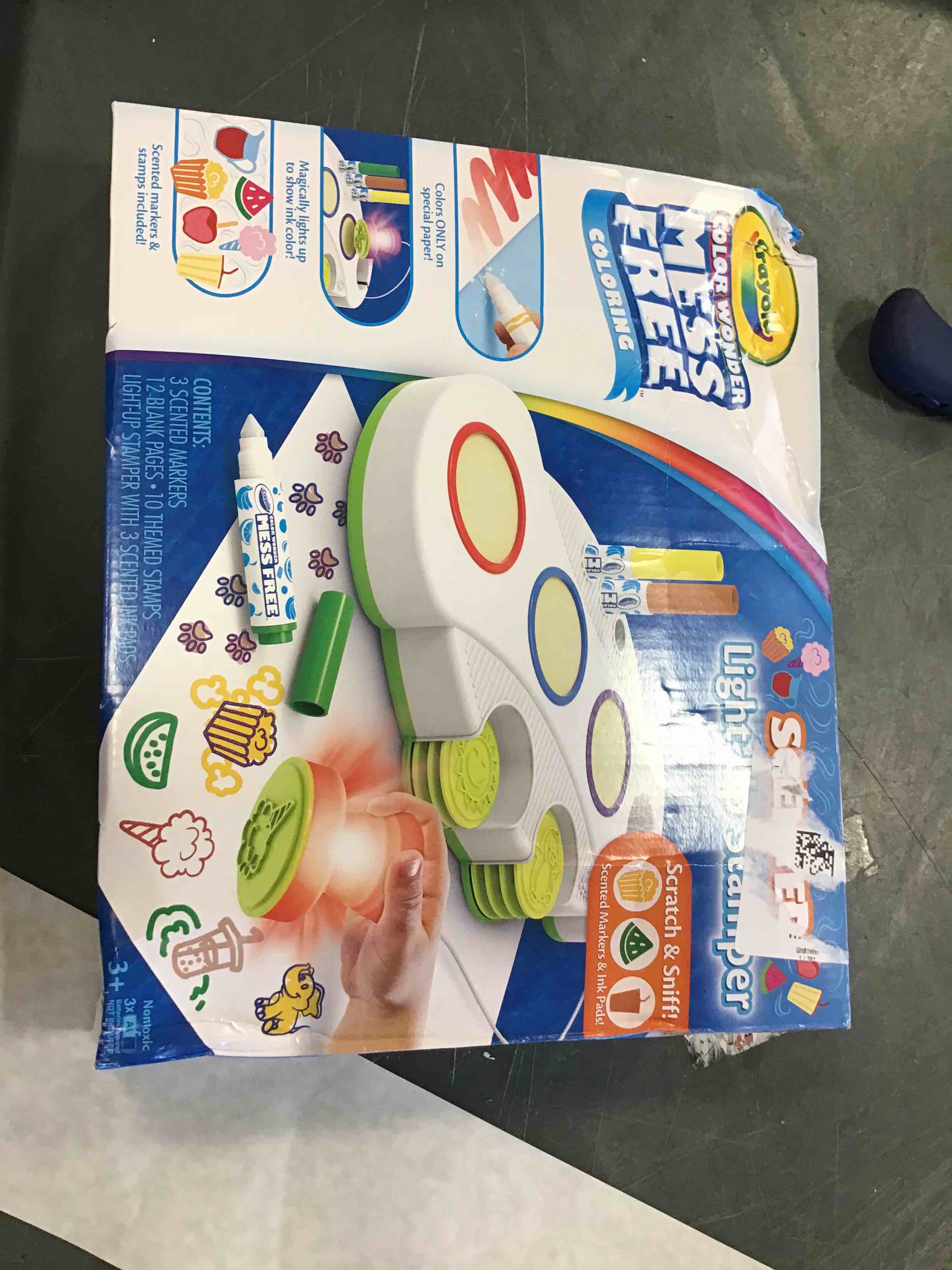 https://s3.amazonaws.com/lotting-images-prod/bidfta/RED5348513_1691087324099.jpeg