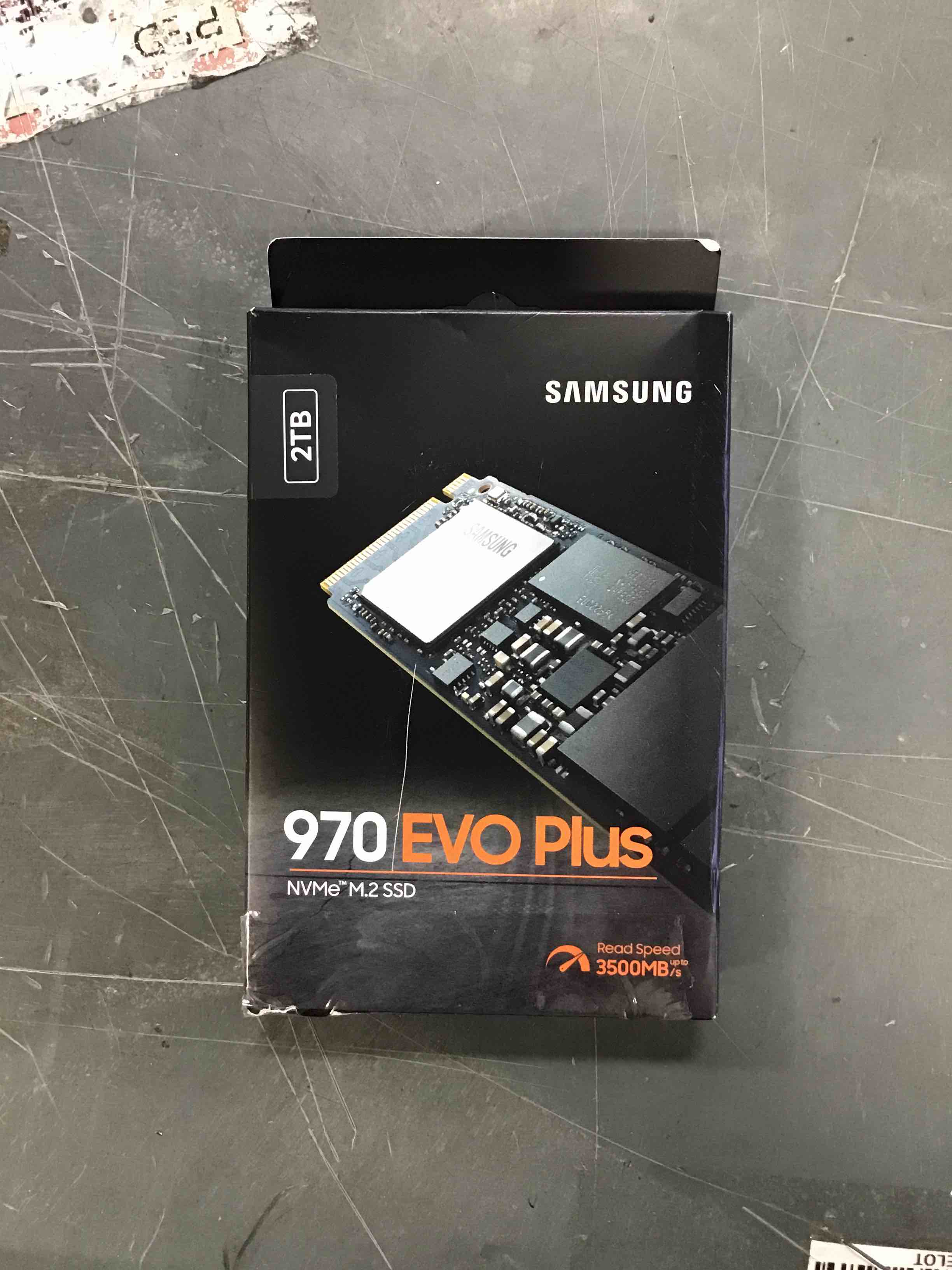 https://s3.amazonaws.com/lotting-images-prod/bidfta/RED5348544_1691161250725.jpeg