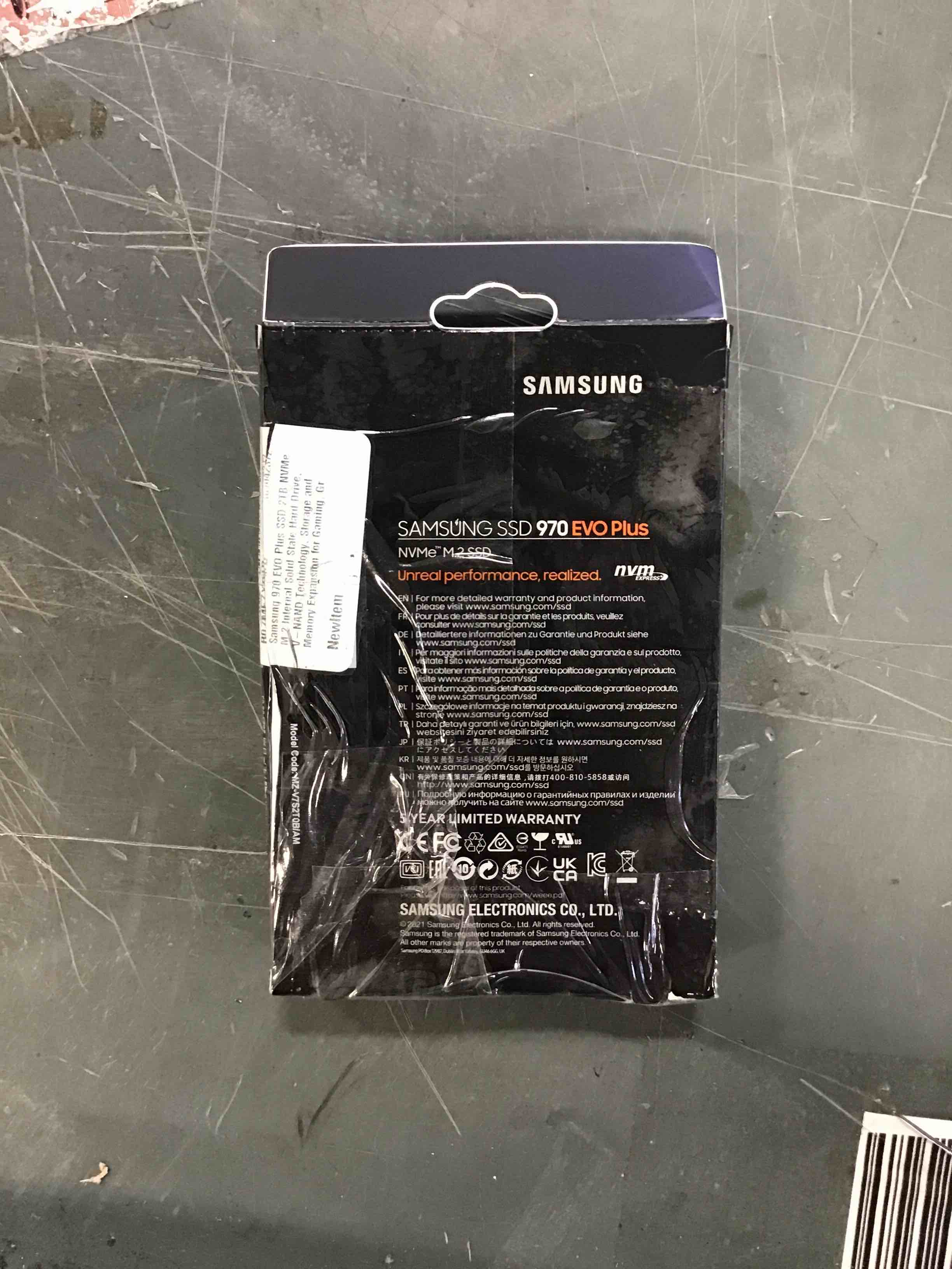 https://s3.amazonaws.com/lotting-images-prod/bidfta/RED5348544_1691161254569.jpeg