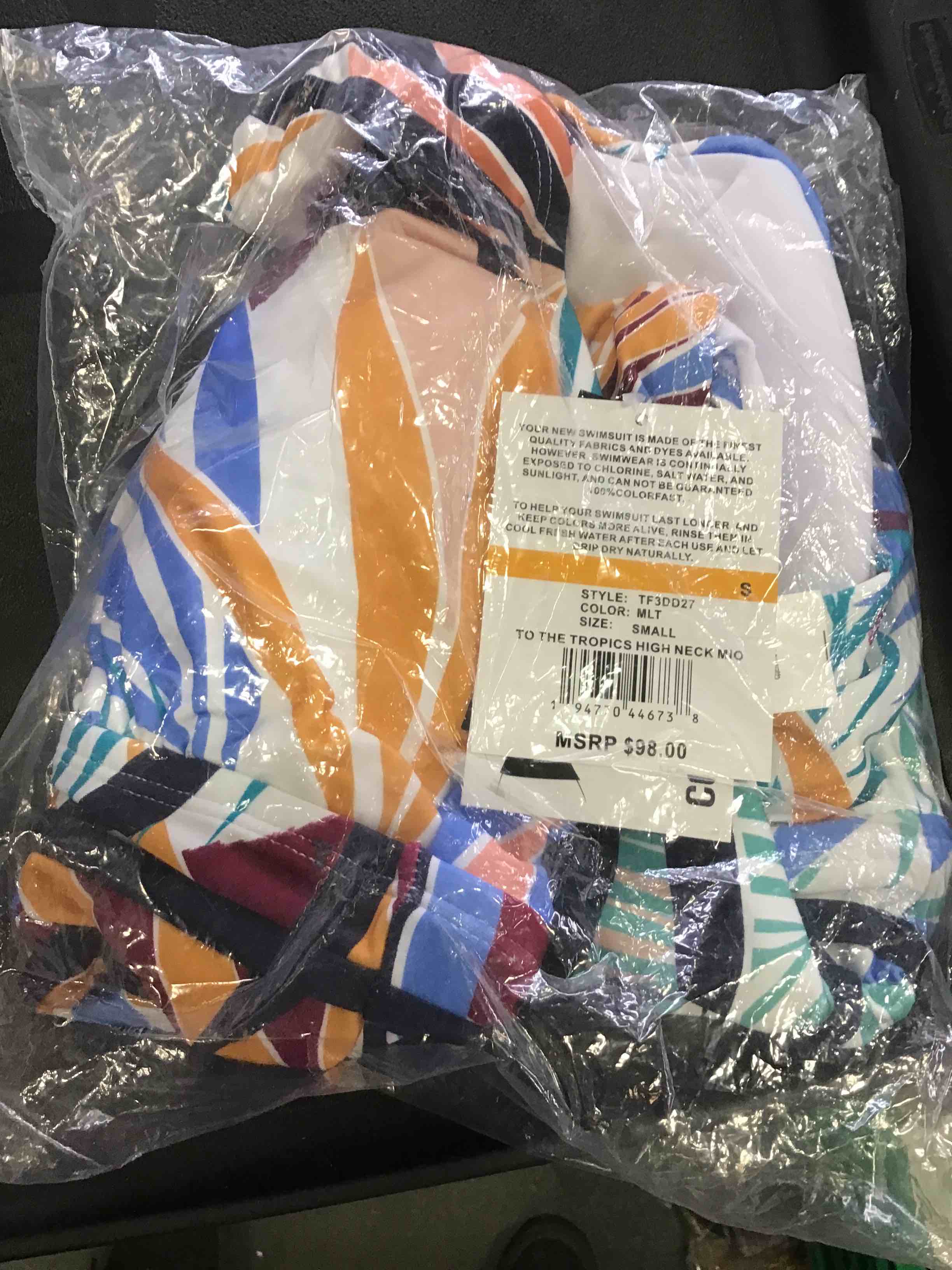 https://s3.amazonaws.com/lotting-images-prod/bidfta/RED5348621_1692114157673.jpeg